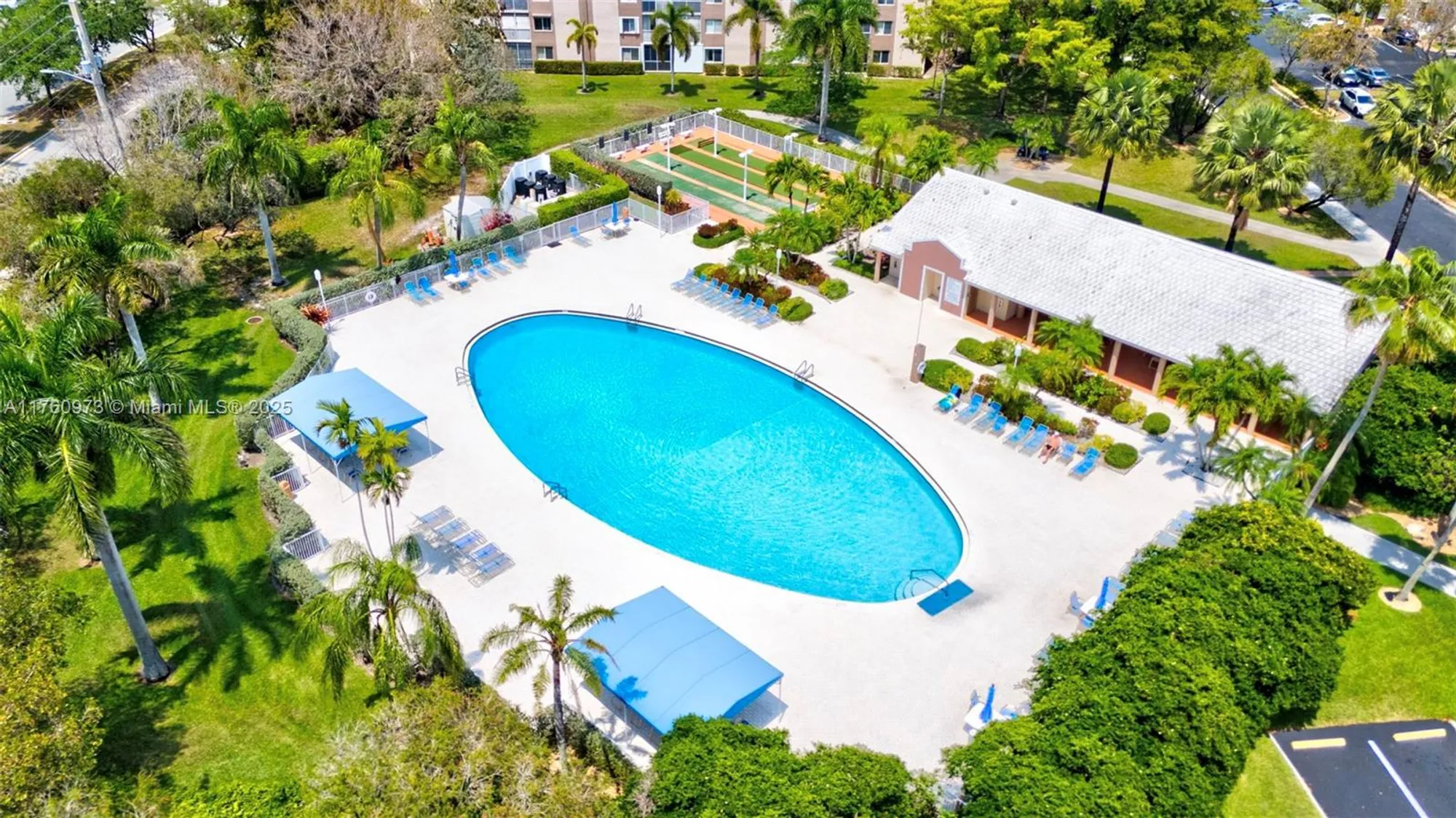 Property Slideshow image 19 of 22 | 7711 trent dr 106, Tamarac, FL, 33321