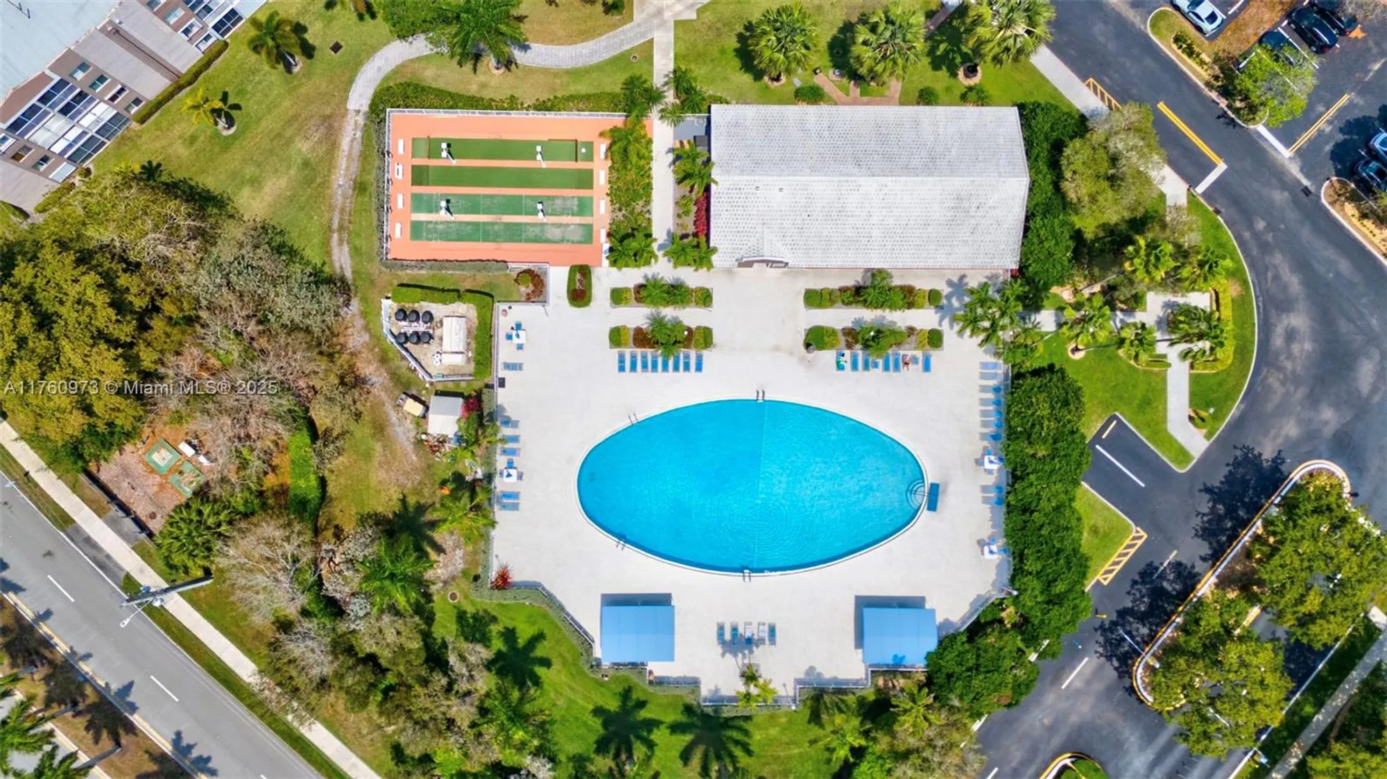 Property Slideshow image 21 of 22 | 7711 trent dr 106, Tamarac, FL, 33321