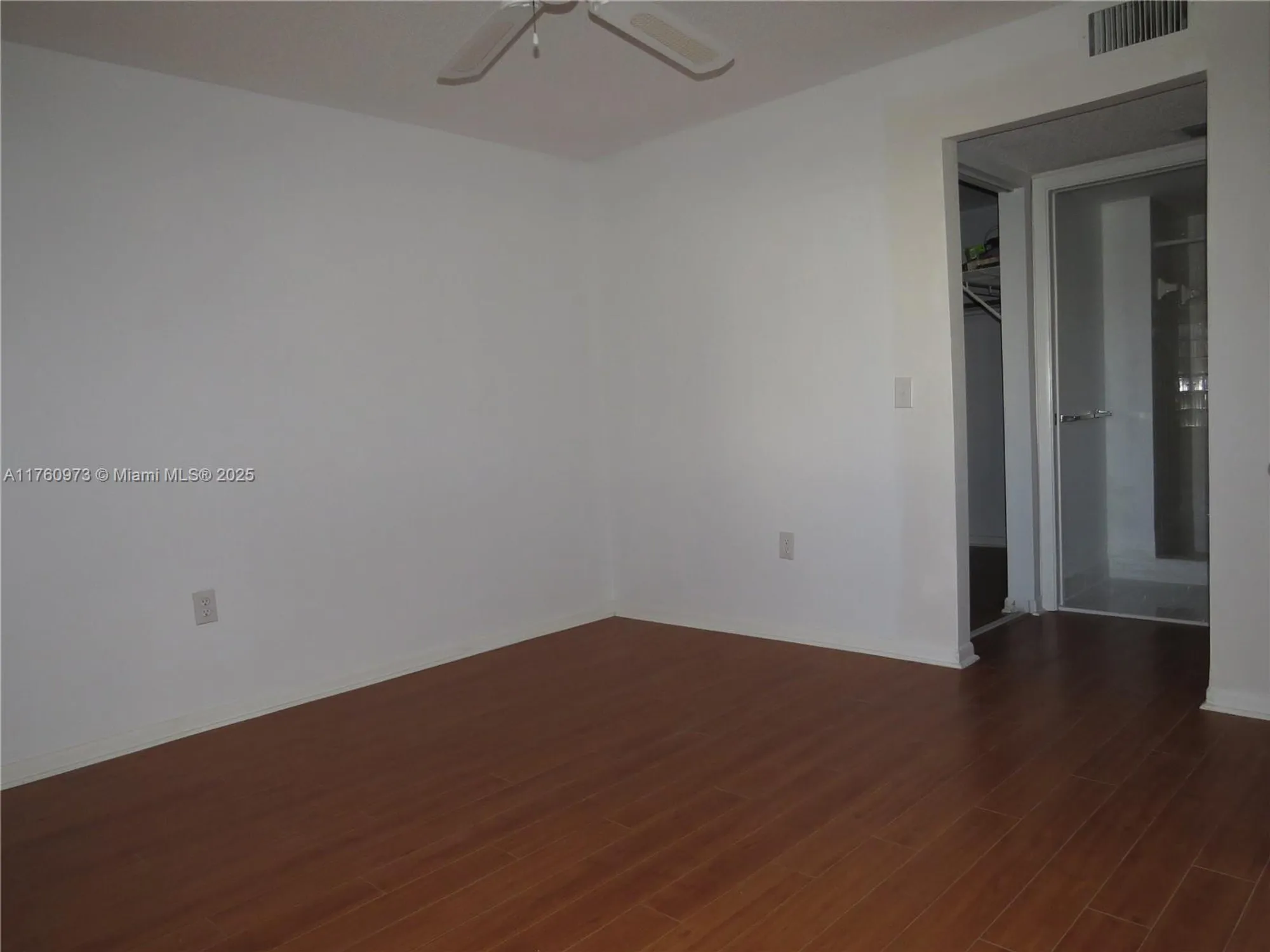 Property Slideshow image 9 of 22 | 7711 trent dr 106, Tamarac, FL, 33321