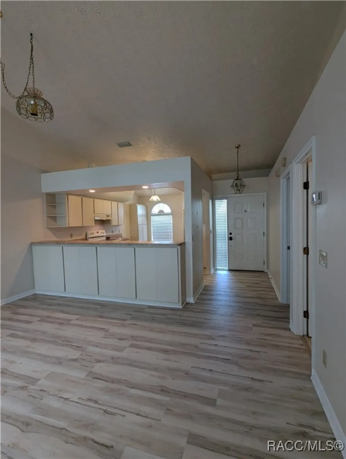 Property Slideshow image 17 of 23 | 806 windermere blvd, Inverness, FL, 34453