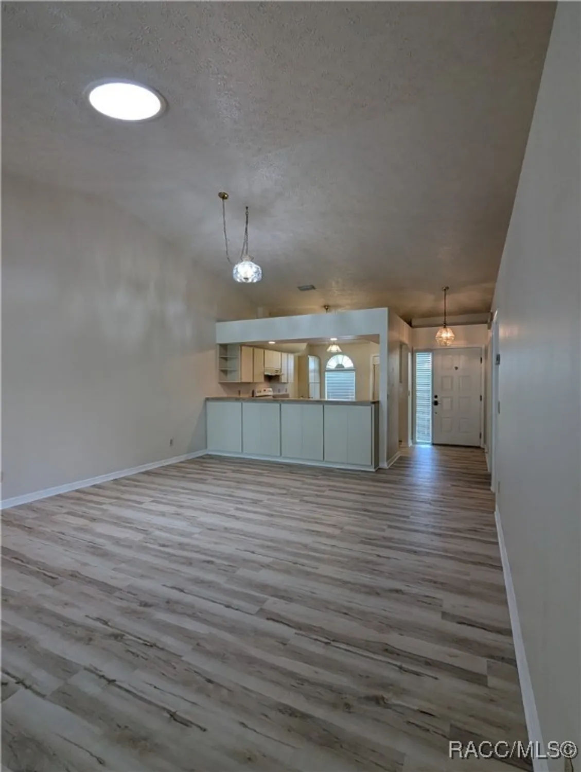 Property Slideshow image 9 of 23 | 806 windermere blvd, Inverness, FL, 34453