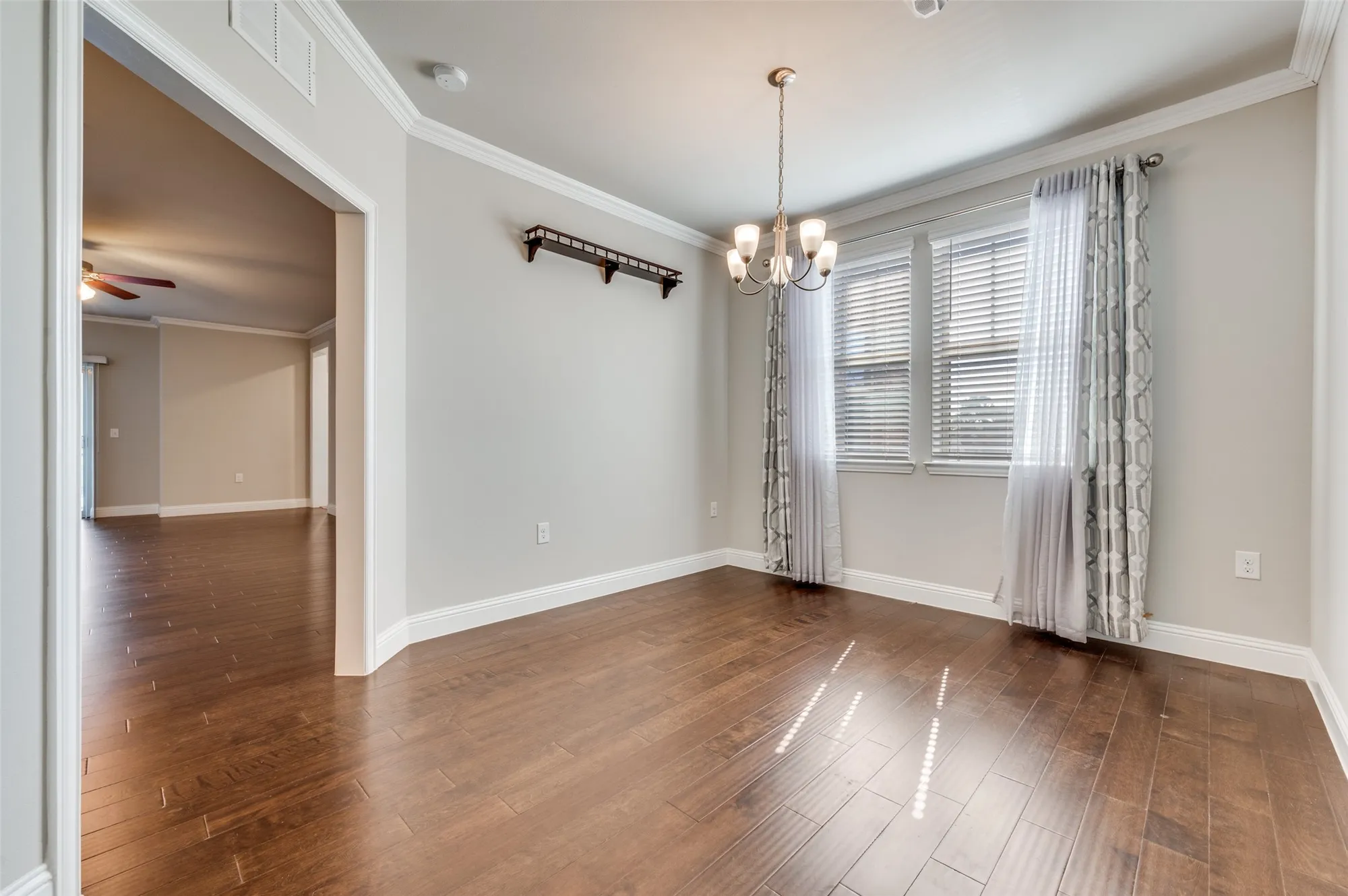 Property Slideshow image 6 of 35 | 1735 wittington pl apt 1207, Farmers Branch, TX, 75234