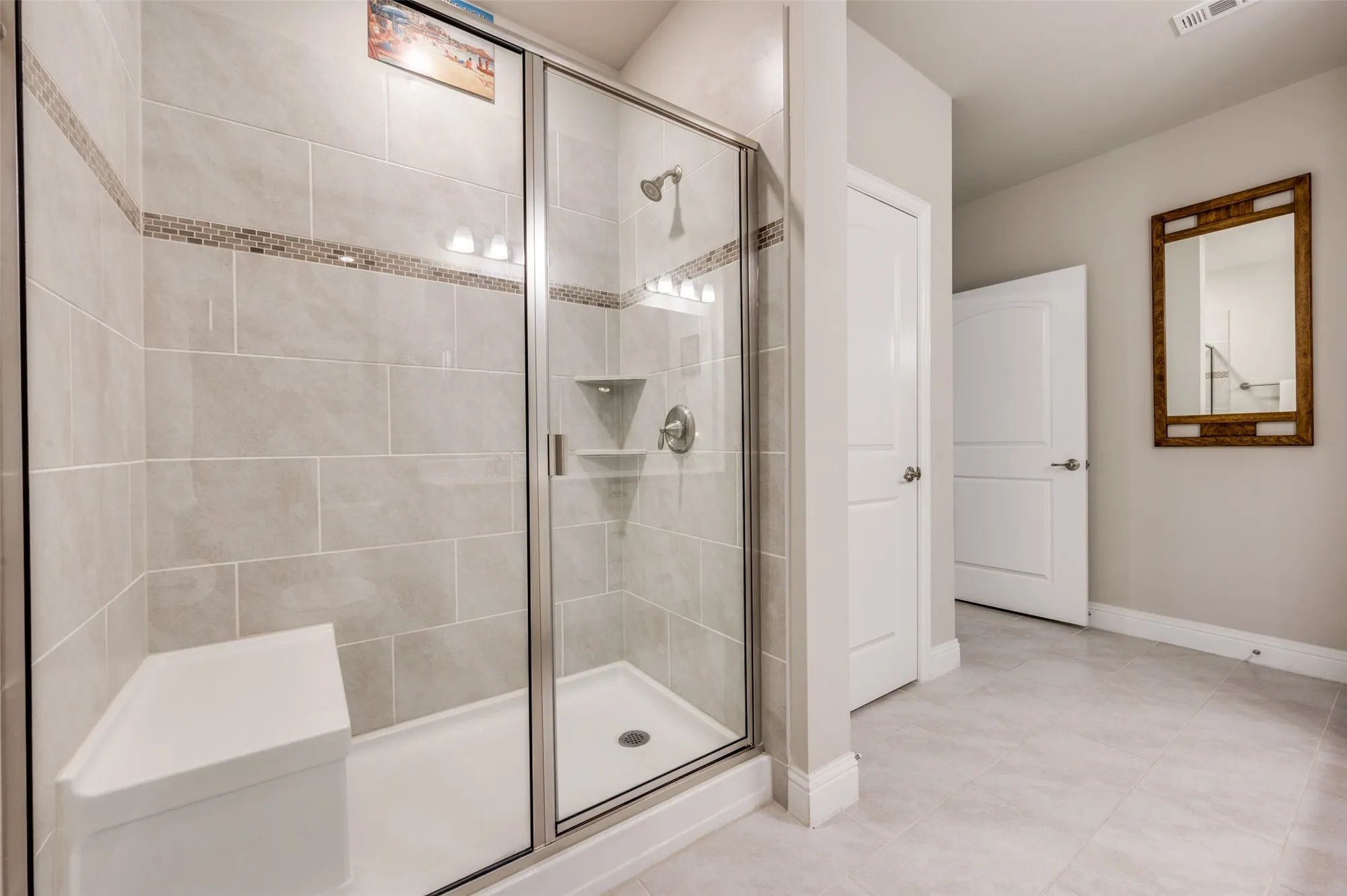 Property Slideshow image 9 of 35 | 1735 wittington pl apt 1207, Farmers Branch, TX, 75234