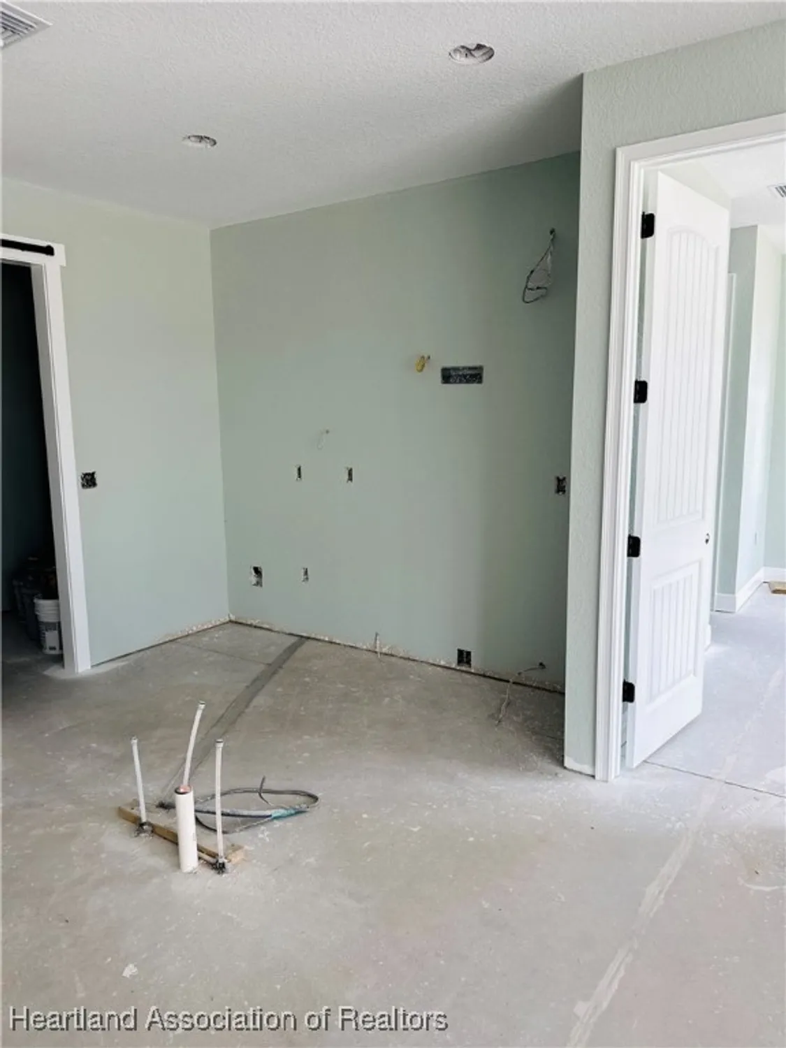 Property Slideshow image 25 of 48 | 4298 north course ln, Avon Park, FL, 33825