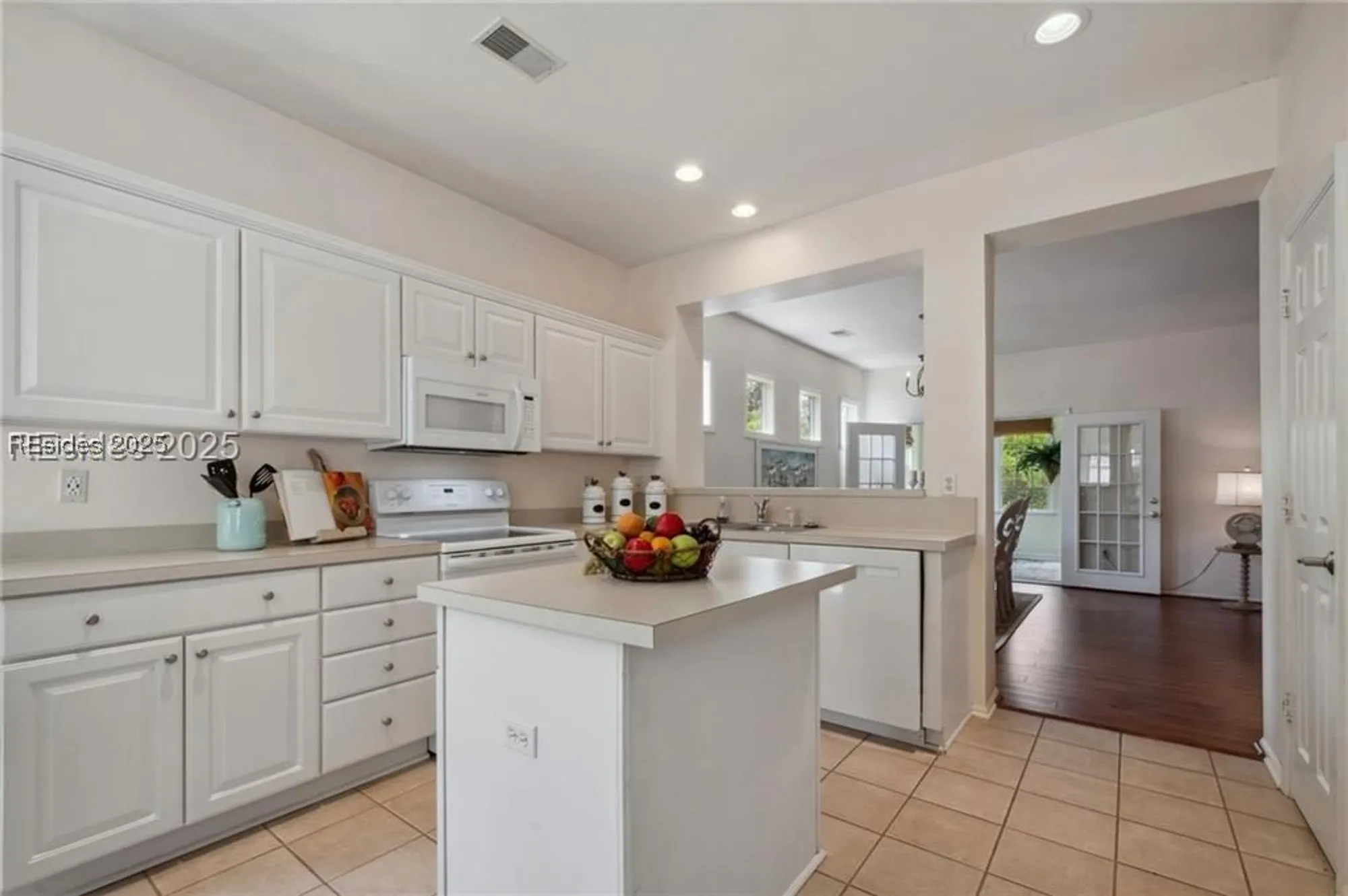Property Slideshow image 13 of 29 | 363 hampton pl, Bluffton, SC, 29909