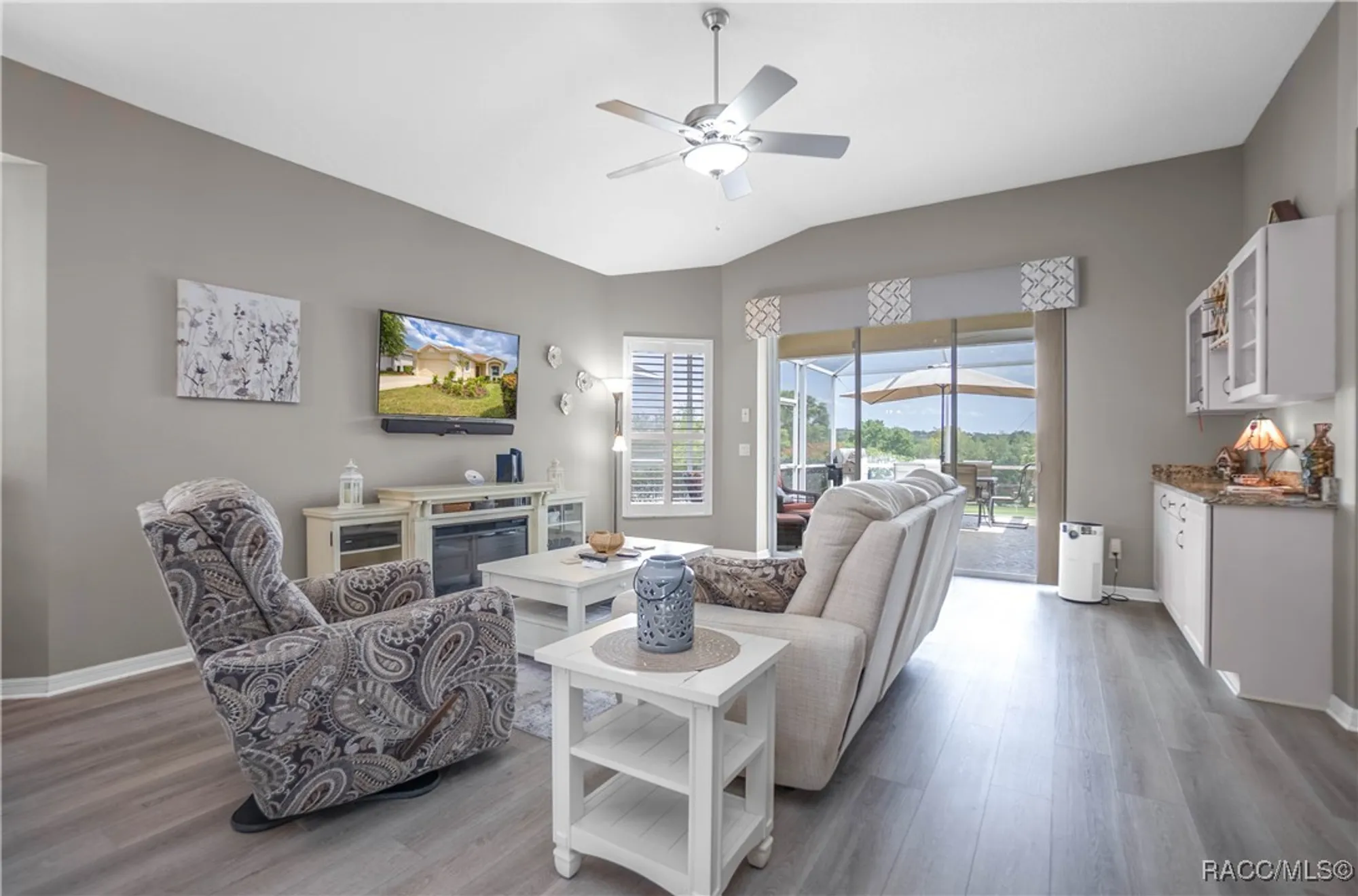 Property Slideshow image 13 of 89 | 2295 n andrea pt, Lecanto, FL, 34461