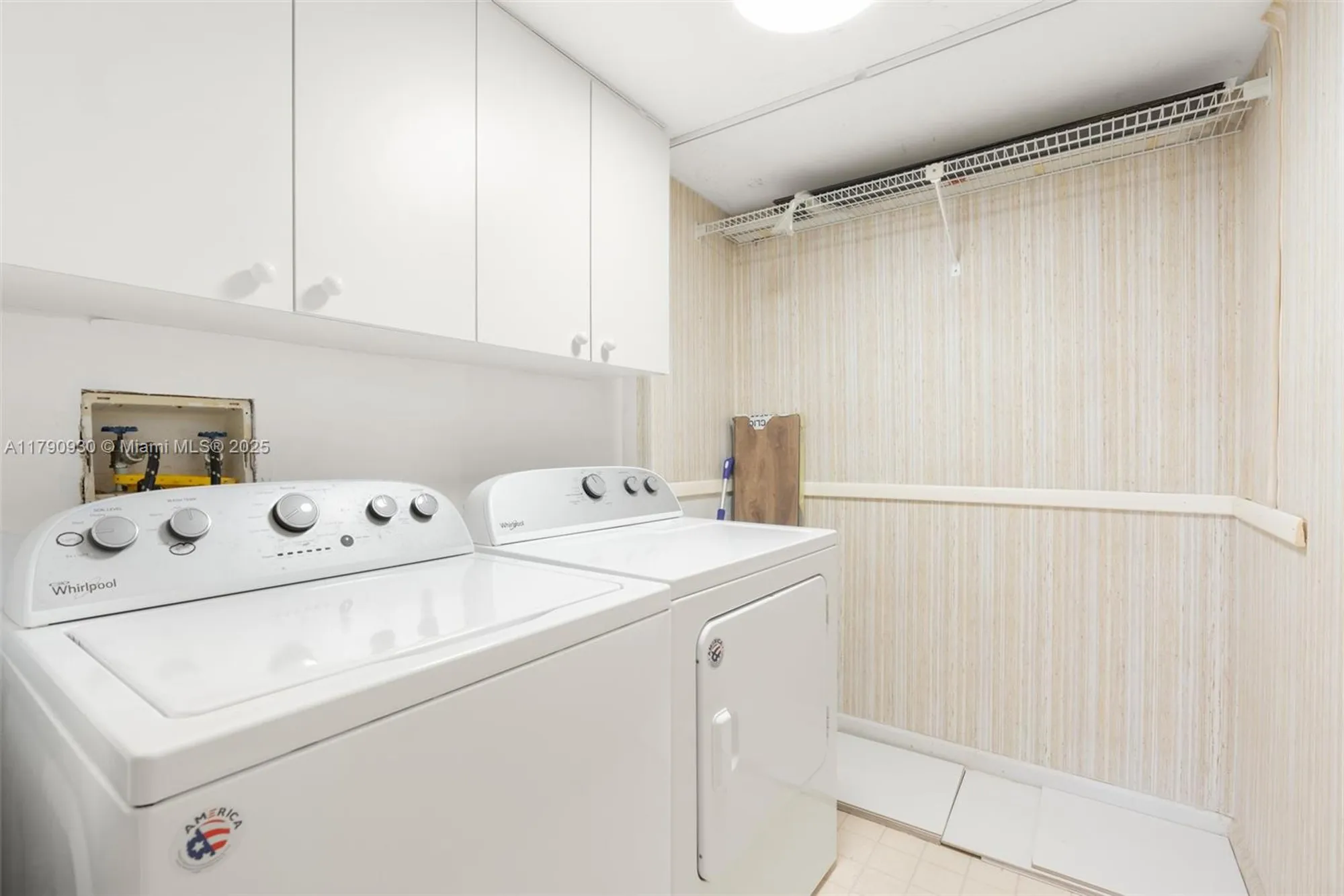 Property Slideshow image 23 of 50 | 9585 n belfort cir # 308, Tamarac, FL, 33321