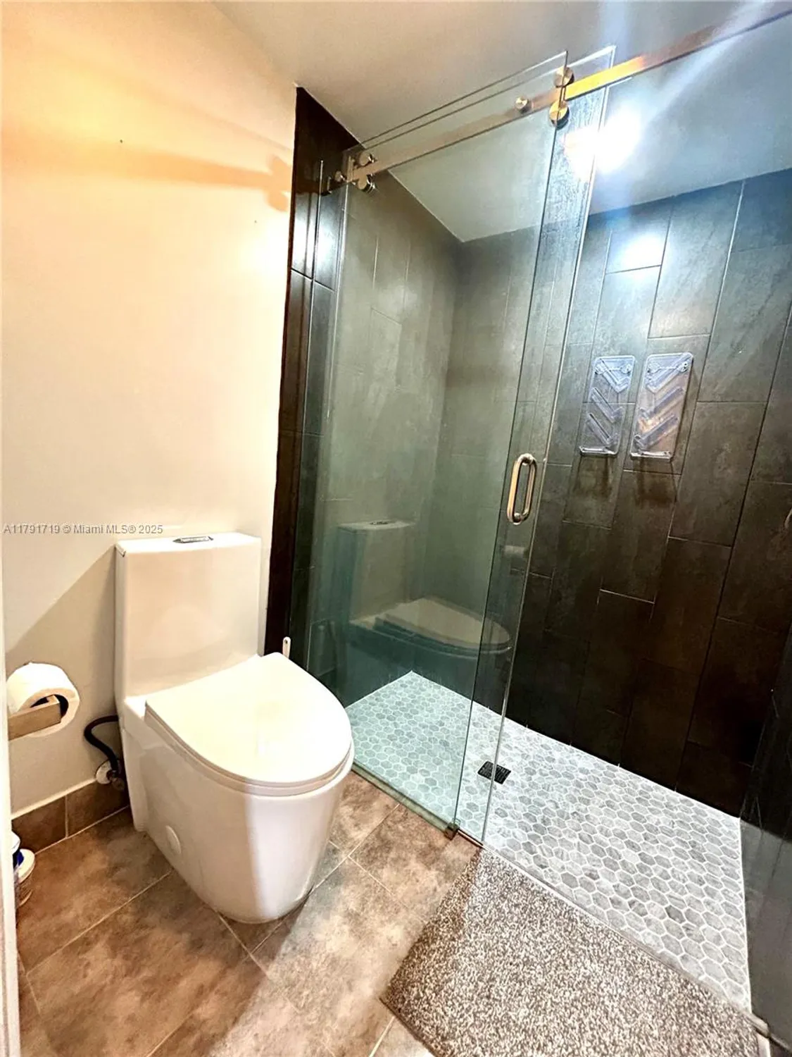 Property Slideshow image 18 of 22 | 7903 willow spring dr 1112, Lake Worth, FL, 33467