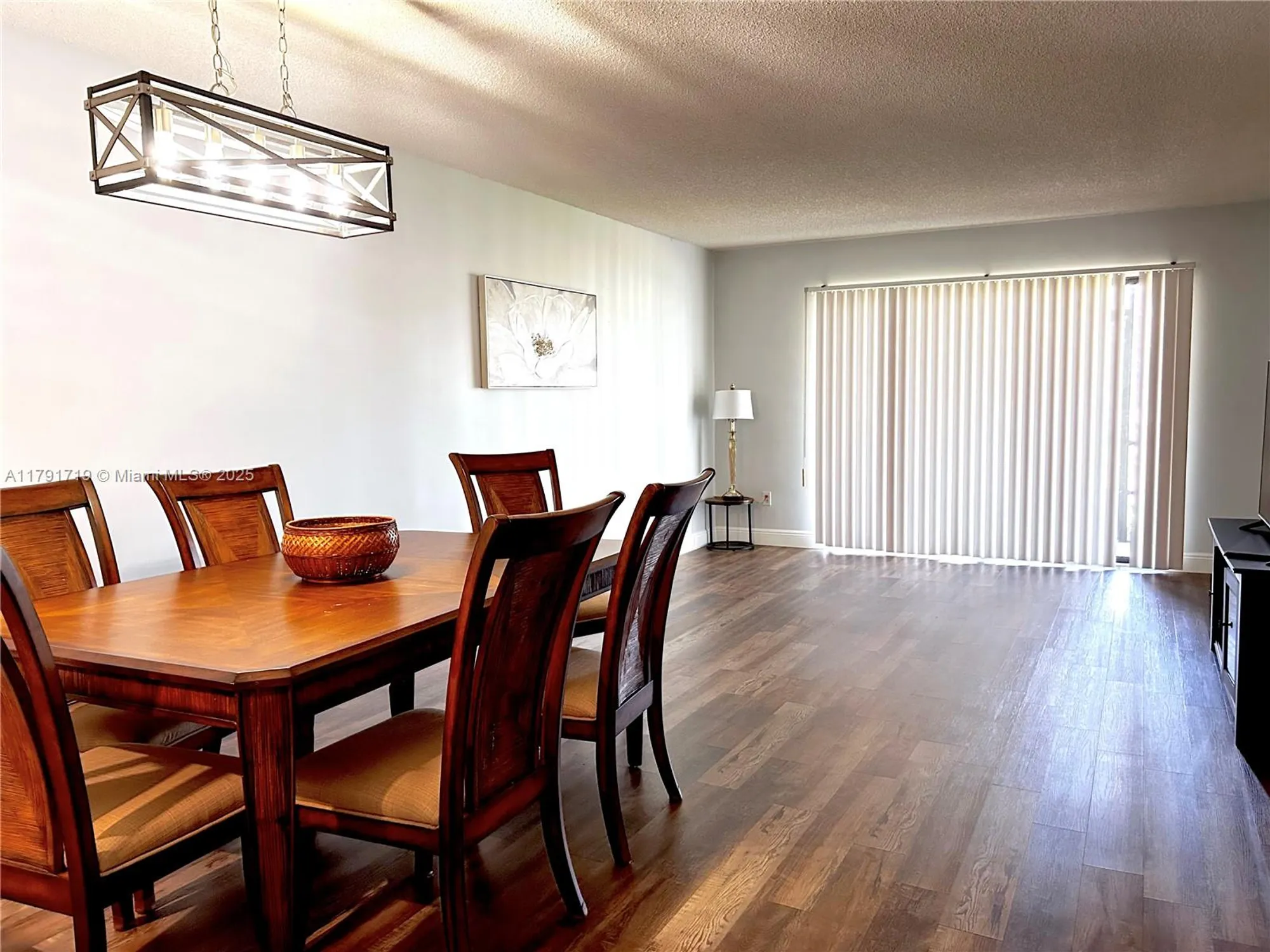 Property Slideshow image 10 of 22 | 7903 willow spring dr 1112, Lake Worth, FL, 33467