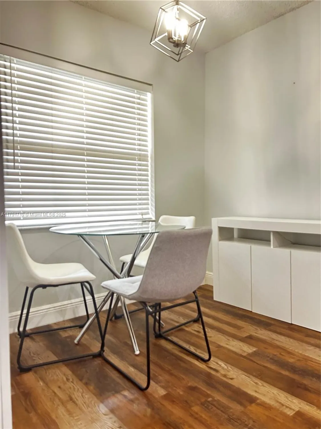 Property Slideshow image 8 of 22 | 7903 willow spring dr 1112, Lake Worth, FL, 33467