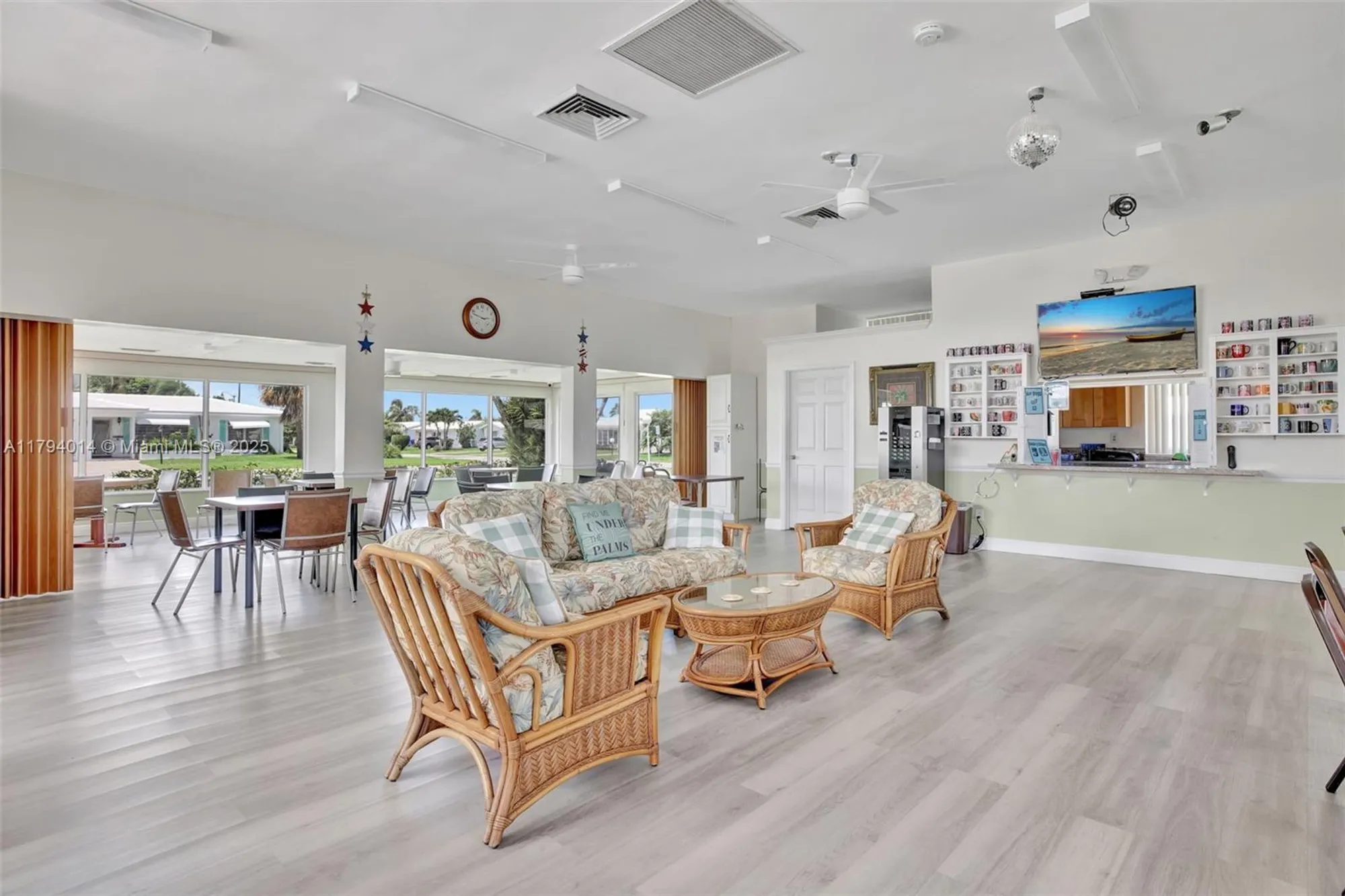 Property Slideshow image 25 of 50 | 401 s golf blvd 270, Pompano Beach, FL, 33064