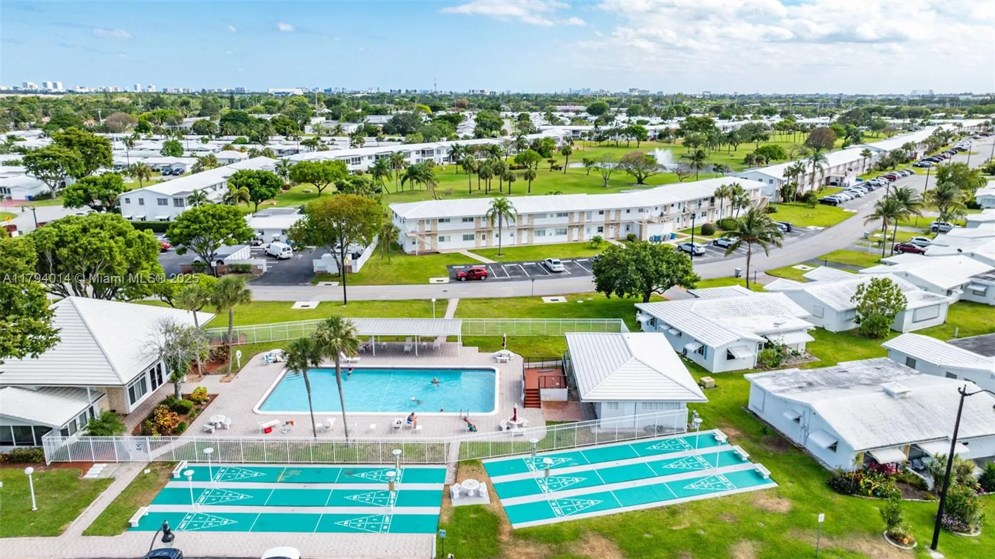 Property Slideshow image 21 of 50 | 401 s golf blvd 270, Pompano Beach, FL, 33064