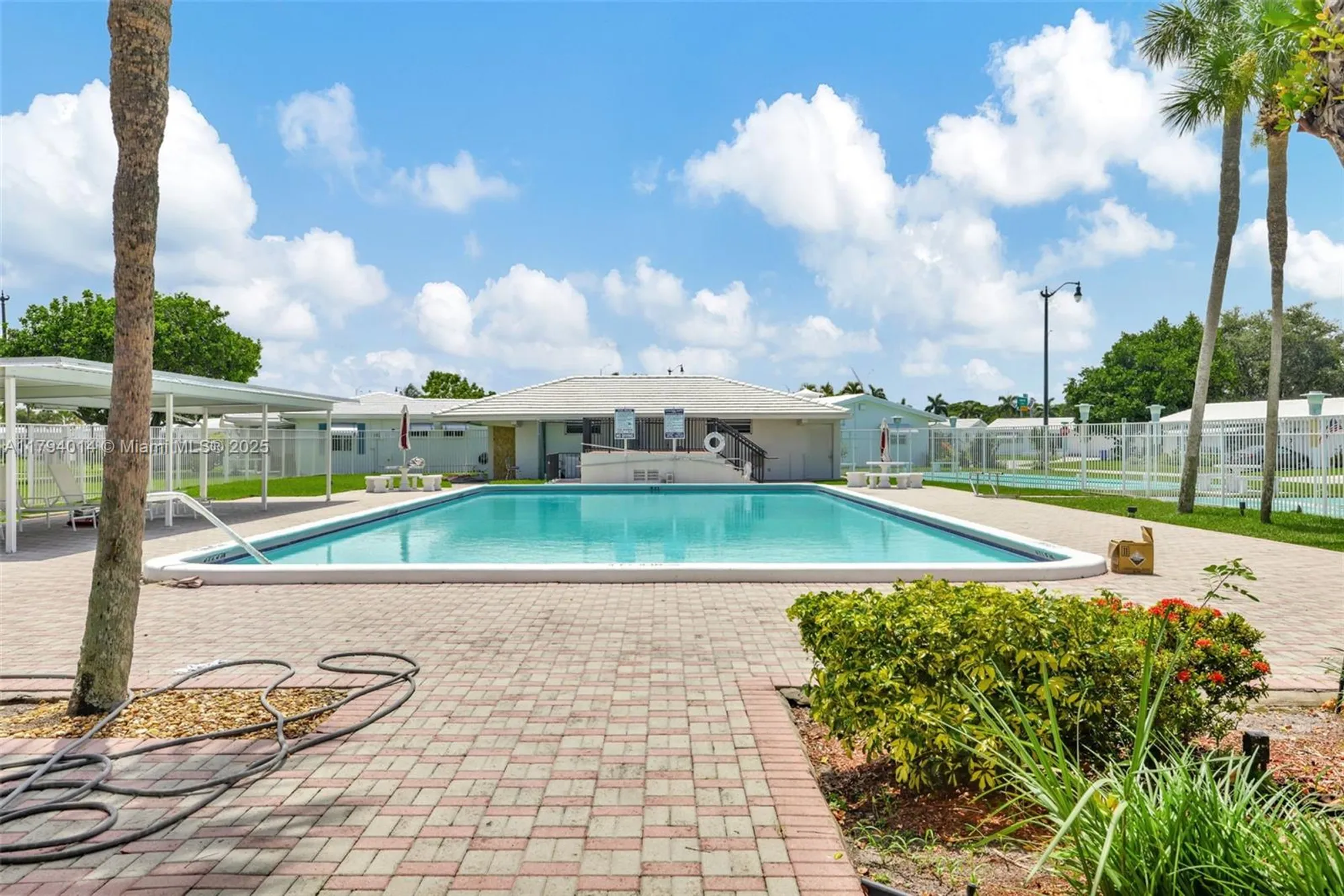 Property Slideshow image 34 of 50 | 401 s golf blvd 270, Pompano Beach, FL, 33064
