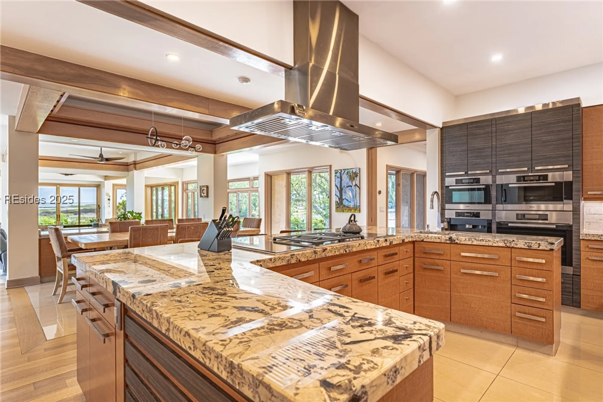 Property Slideshow image 15 of 98 | 16 oyster shell ln, Hilton Head Island, SC, 29926