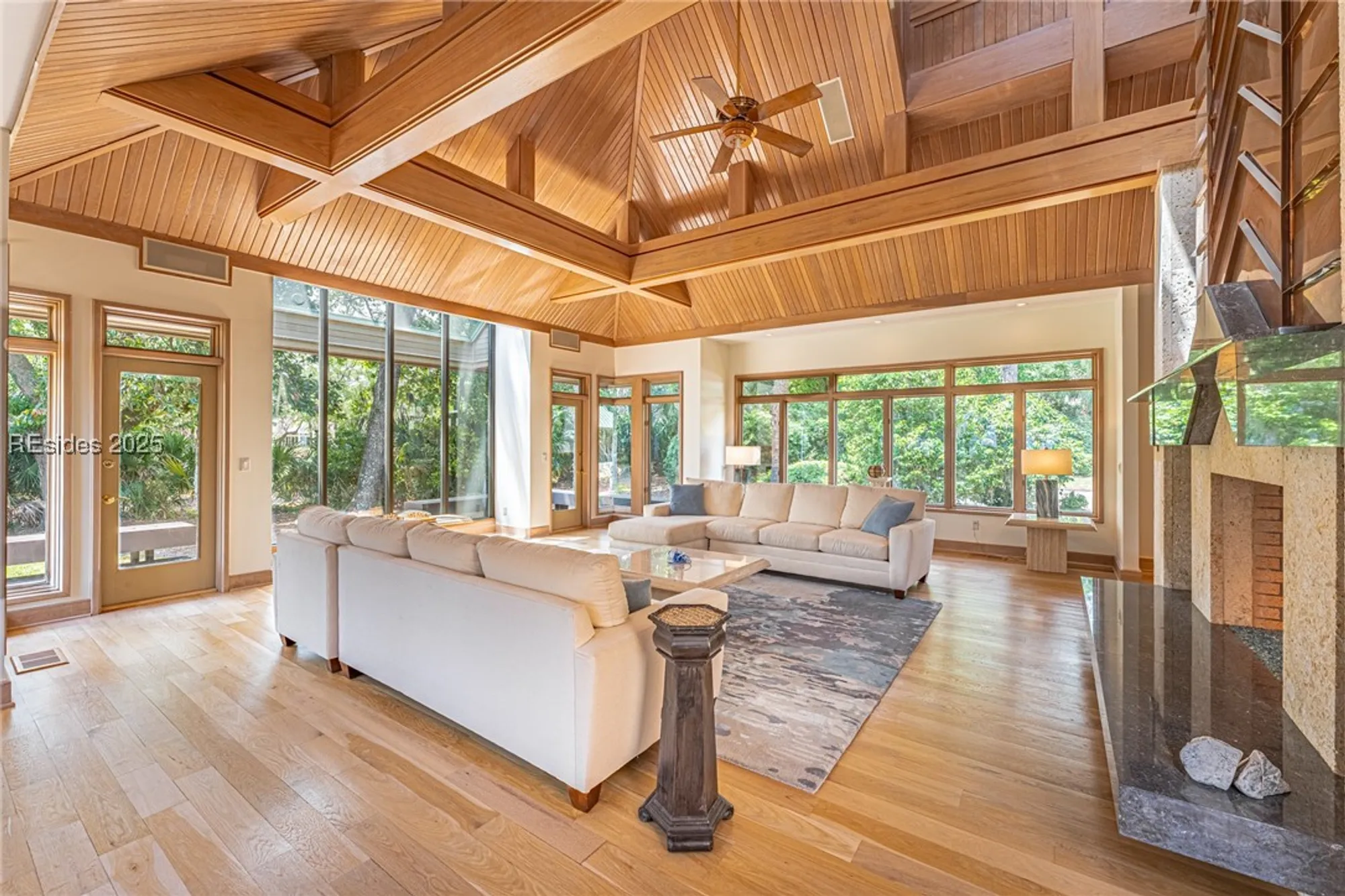 Property Slideshow image 12 of 98 | 16 oyster shell ln, Hilton Head Island, SC, 29926