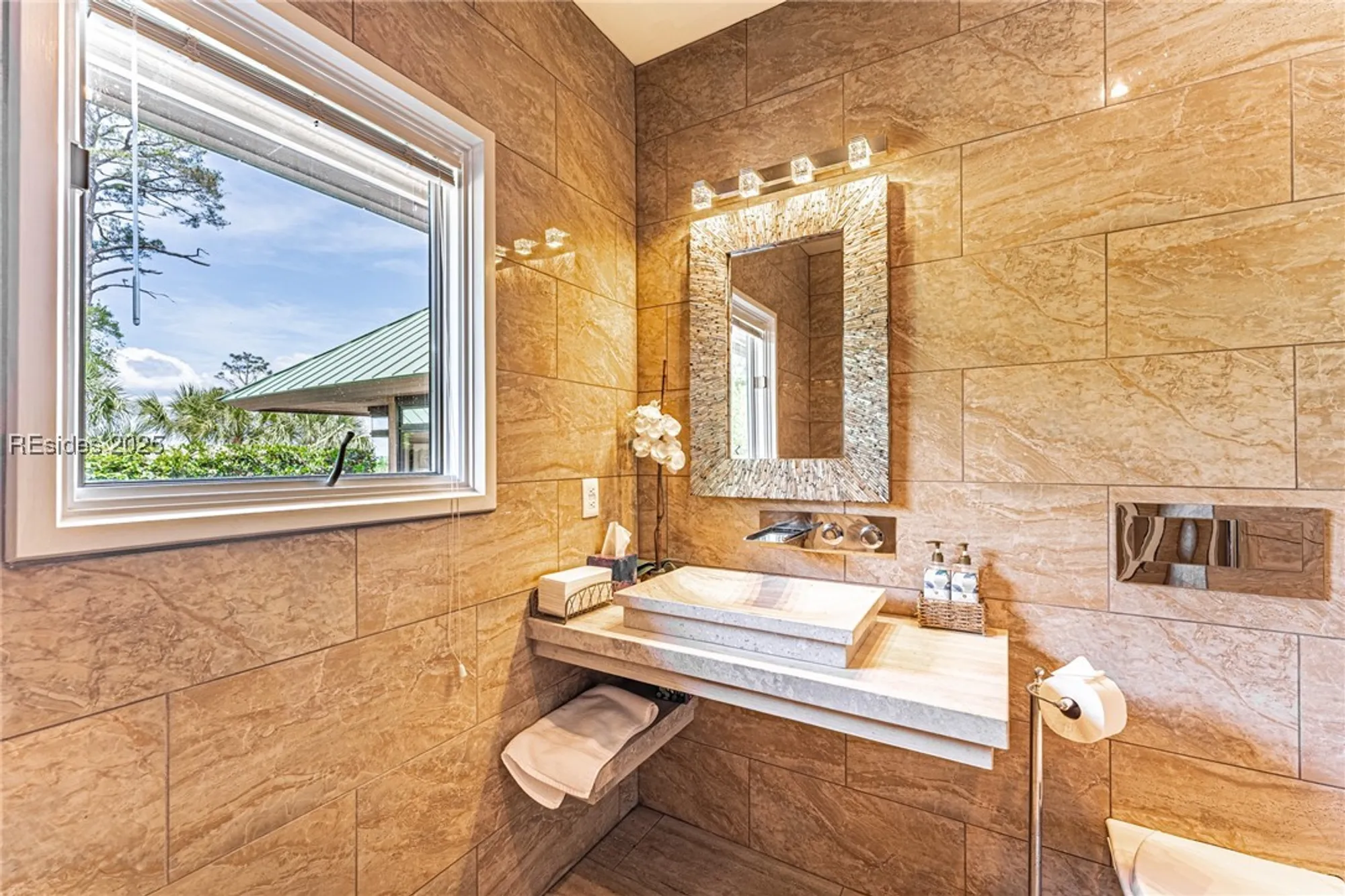 Property Slideshow image 30 of 98 | 16 oyster shell ln, Hilton Head Island, SC, 29926