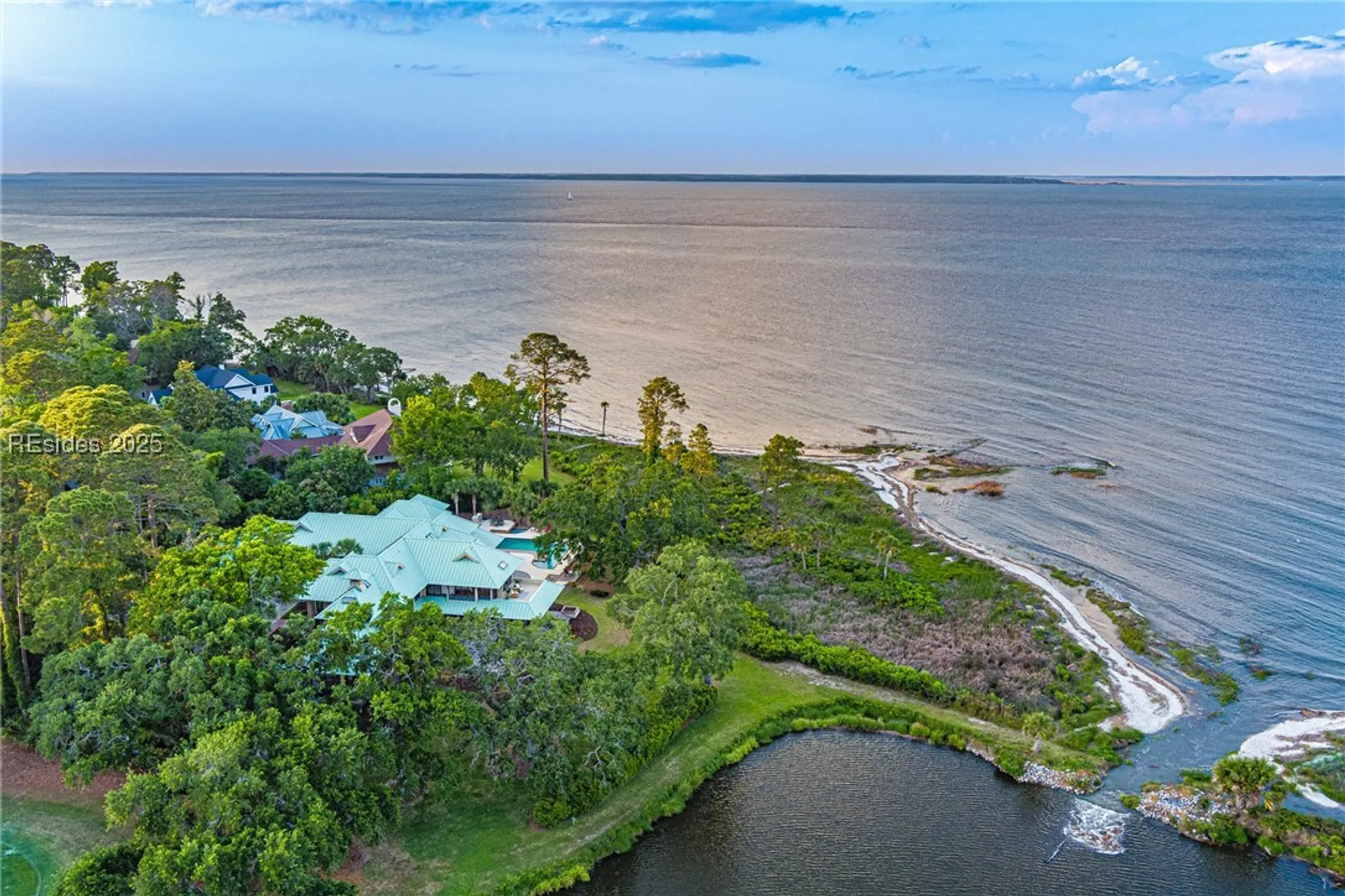 Property Slideshow image 5 of 98 | 16 oyster shell ln, Hilton Head Island, SC, 29926
