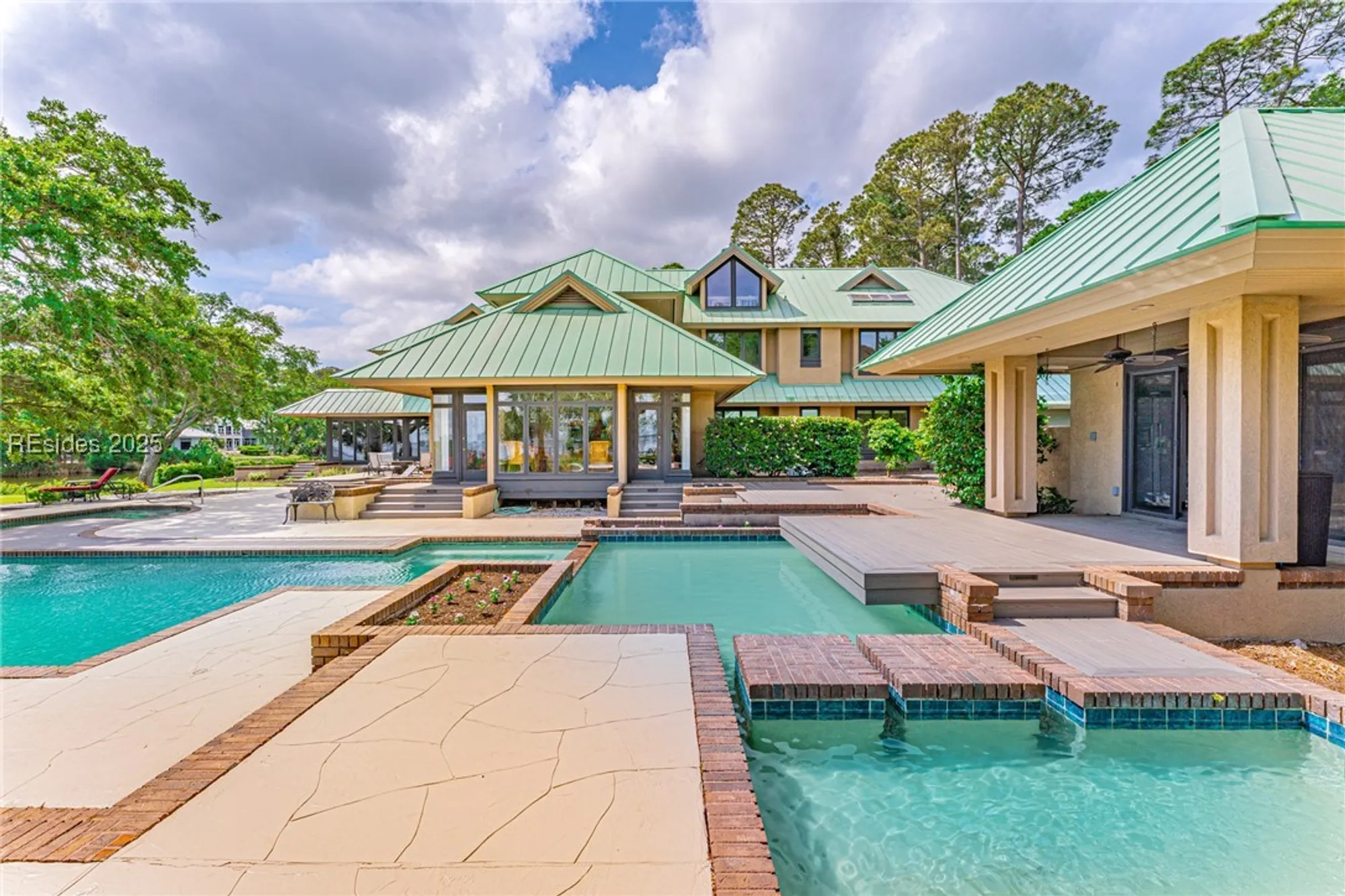 Property Slideshow image 60 of 98 | 16 oyster shell ln, Hilton Head Island, SC, 29926