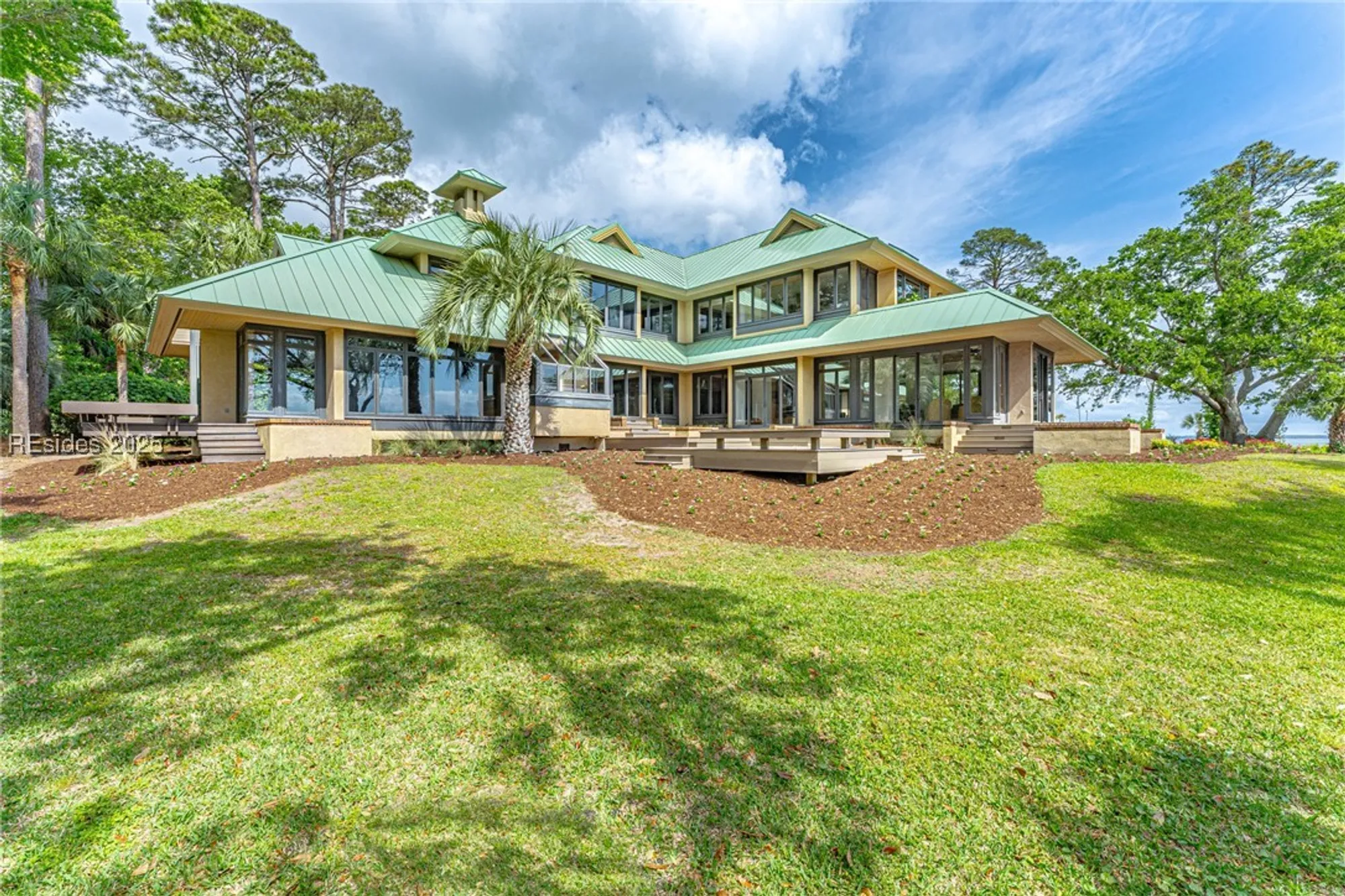 Property Slideshow image 77 of 98 | 16 oyster shell ln, Hilton Head Island, SC, 29926