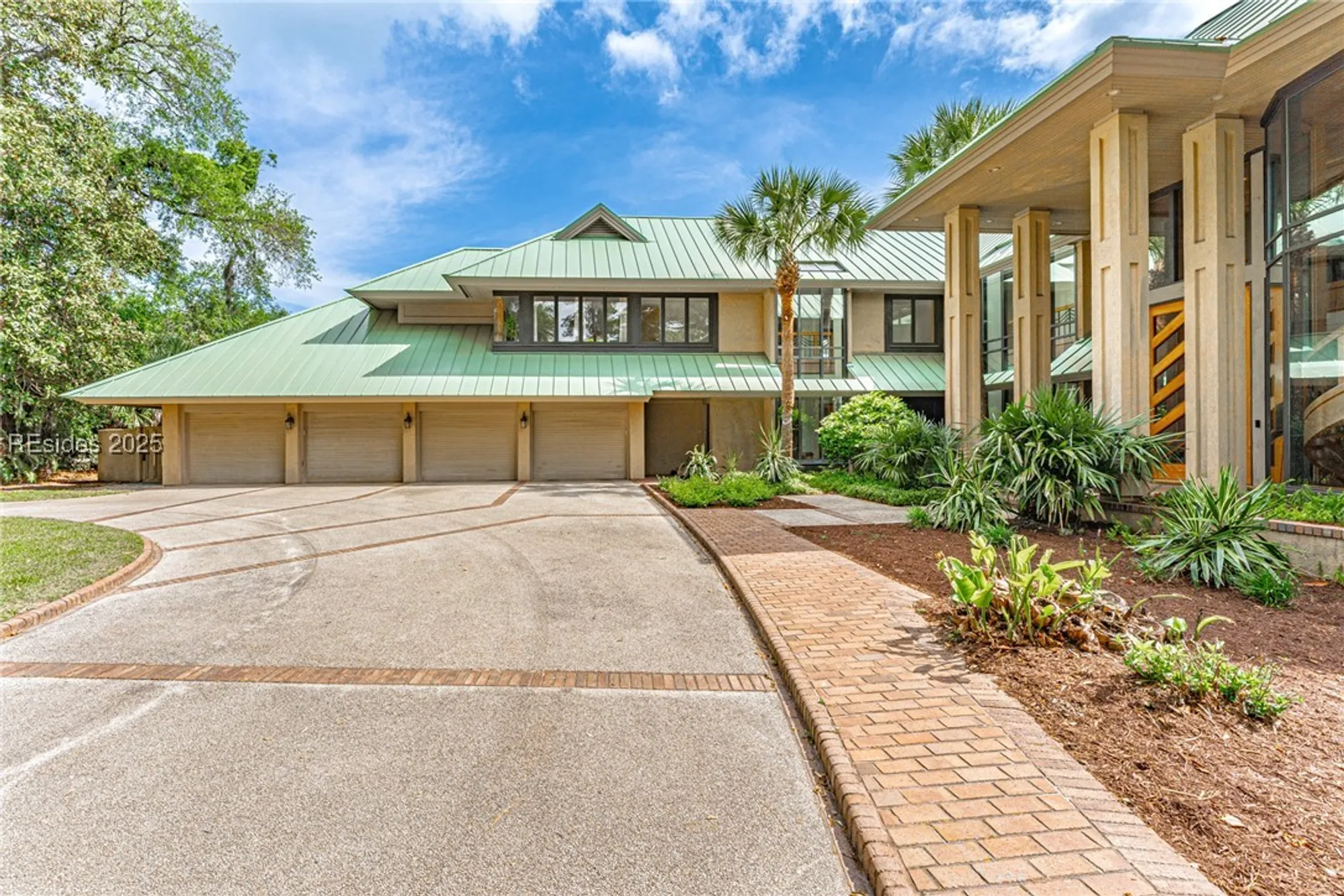 Property Slideshow image 72 of 98 | 16 oyster shell ln, Hilton Head Island, SC, 29926