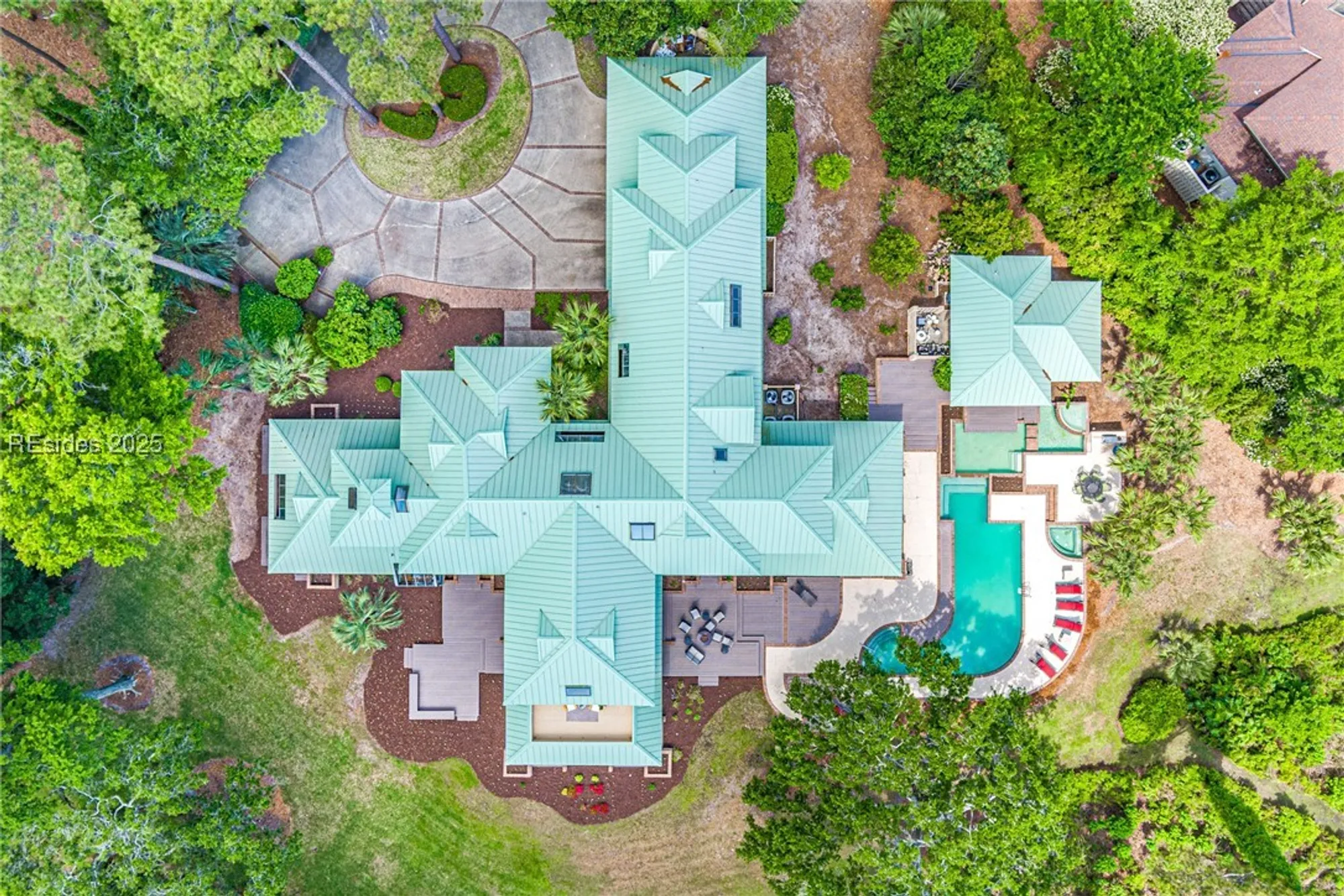 Property Slideshow image 83 of 98 | 16 oyster shell ln, Hilton Head Island, SC, 29926