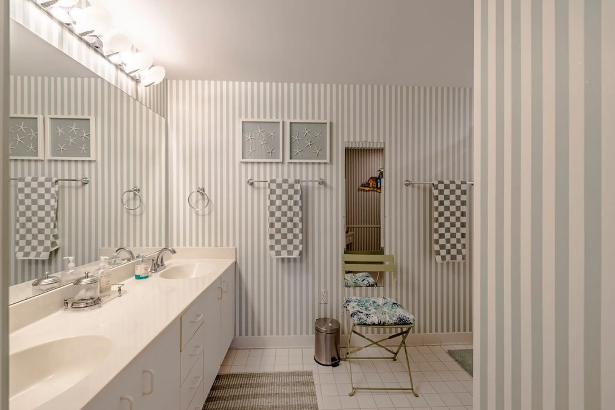 Property Slideshow image 19 of 35 | 5025 harmony cir apt 203, Vero Beach, FL, 32967