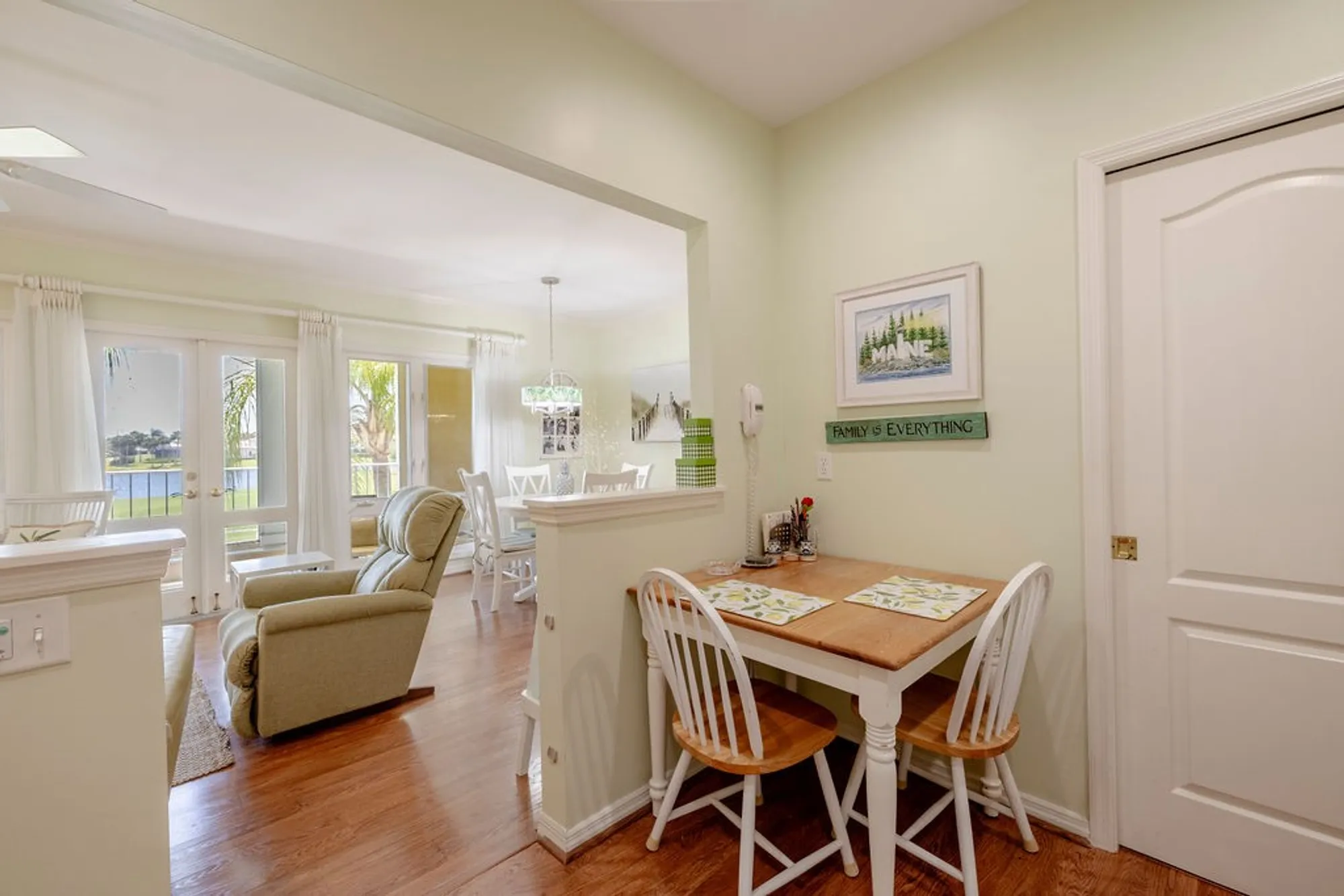 Property Slideshow image 13 of 35 | 5025 harmony cir apt 203, Vero Beach, FL, 32967