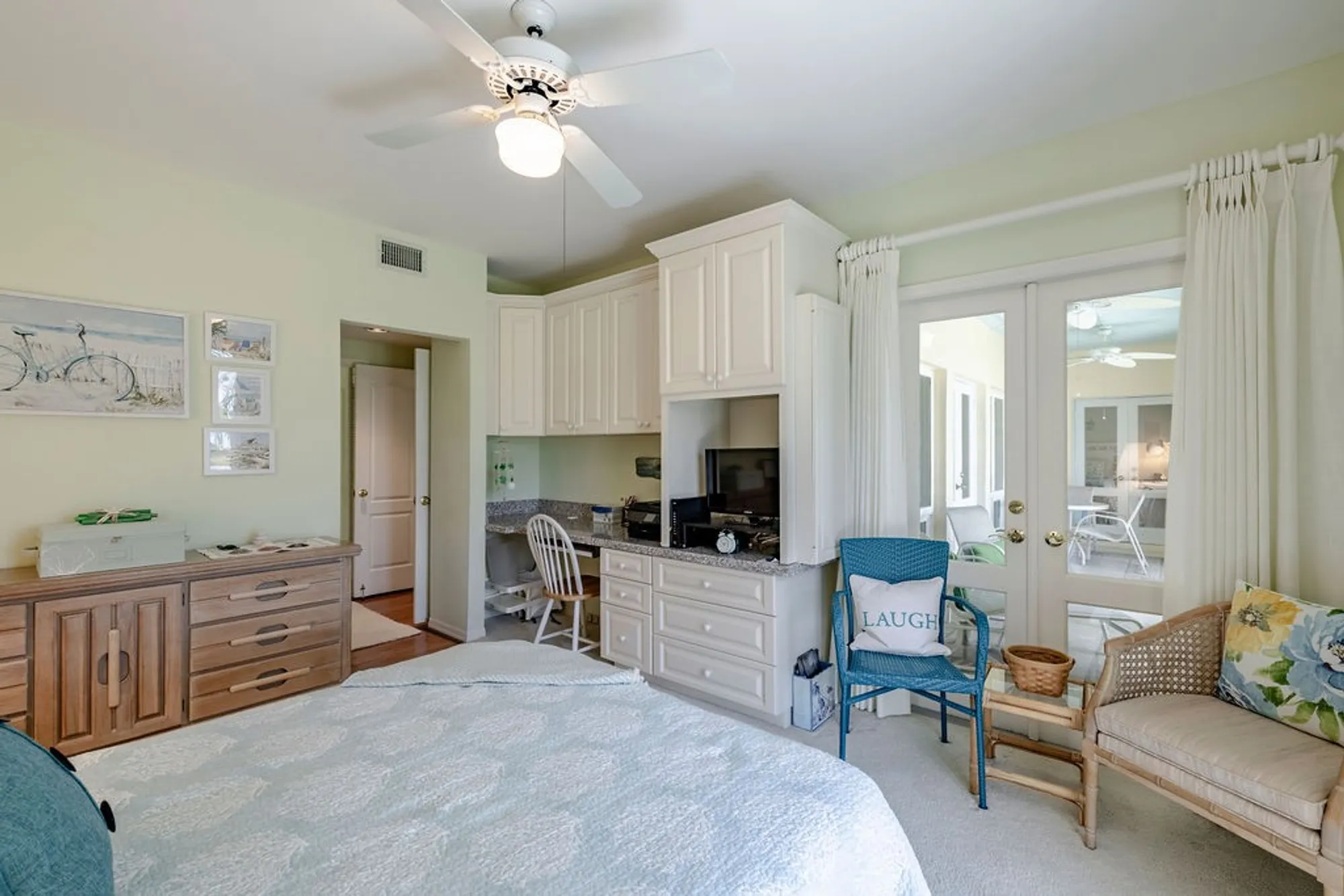 Property Slideshow image 22 of 35 | 5025 harmony cir apt 203, Vero Beach, FL, 32967