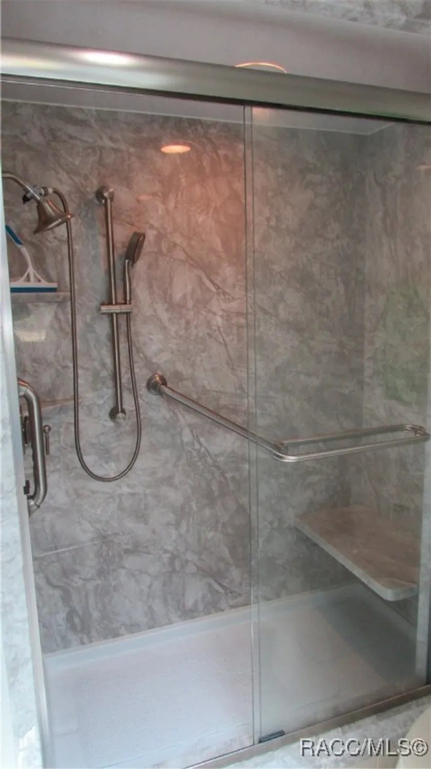 Property Slideshow image 18 of 42 | 6084 w fairhaven ct, Crystal River, FL, 34429