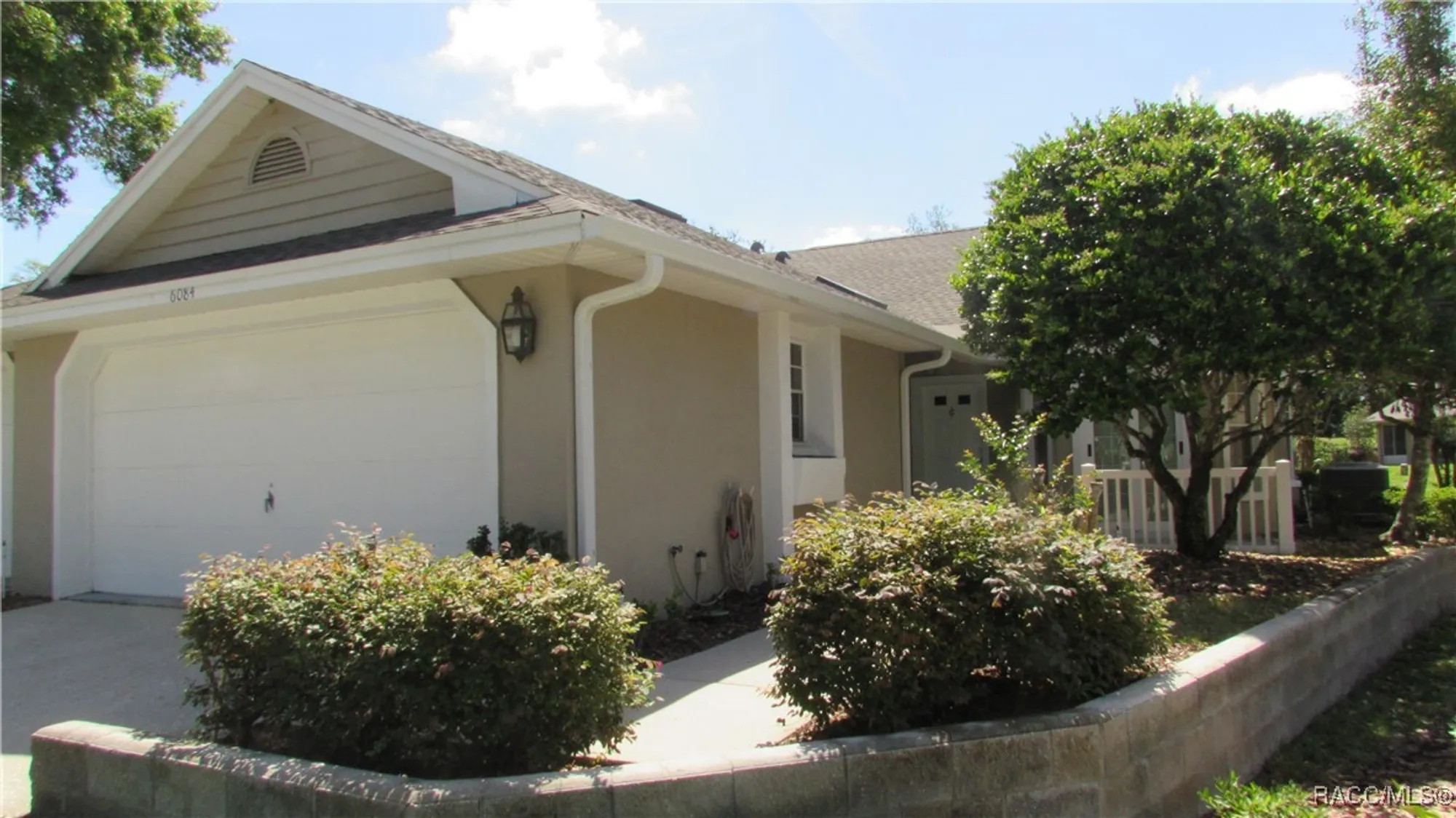 Property Slideshow image 1 of 42 | 6084 w fairhaven ct, Crystal River, FL, 34429