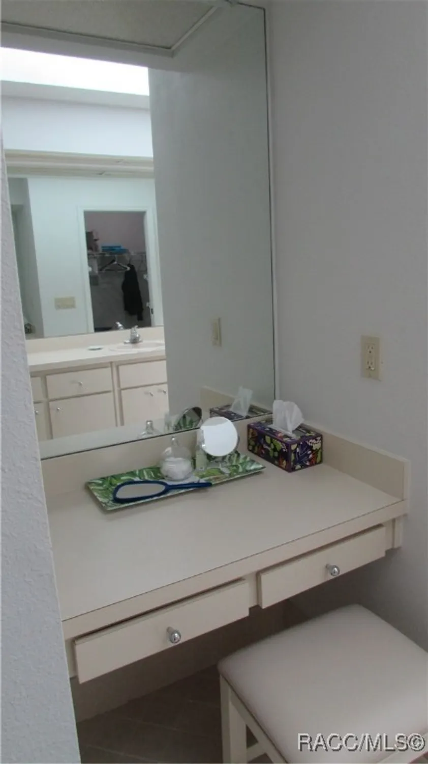 Property Slideshow image 20 of 42 | 6084 w fairhaven ct, Crystal River, FL, 34429