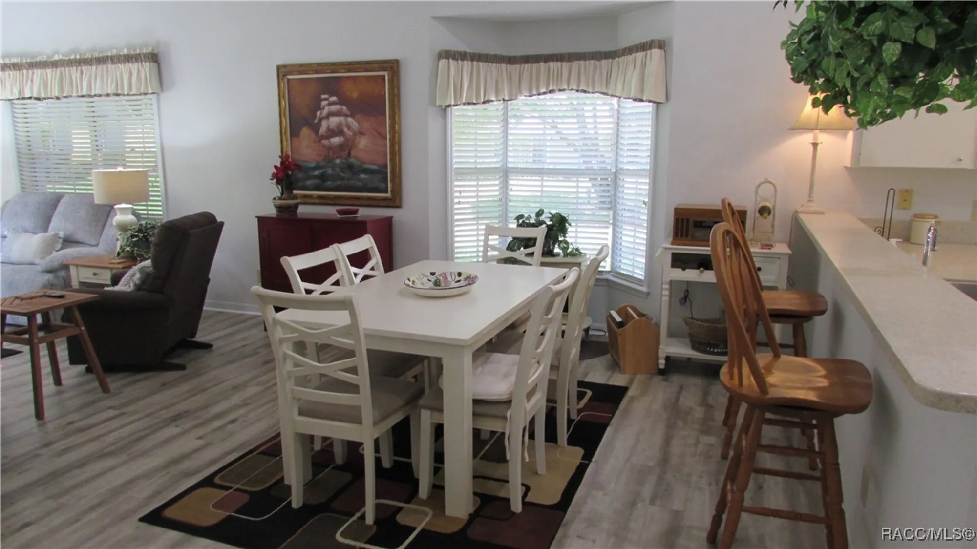 Property Slideshow image 9 of 42 | 6084 w fairhaven ct, Crystal River, FL, 34429