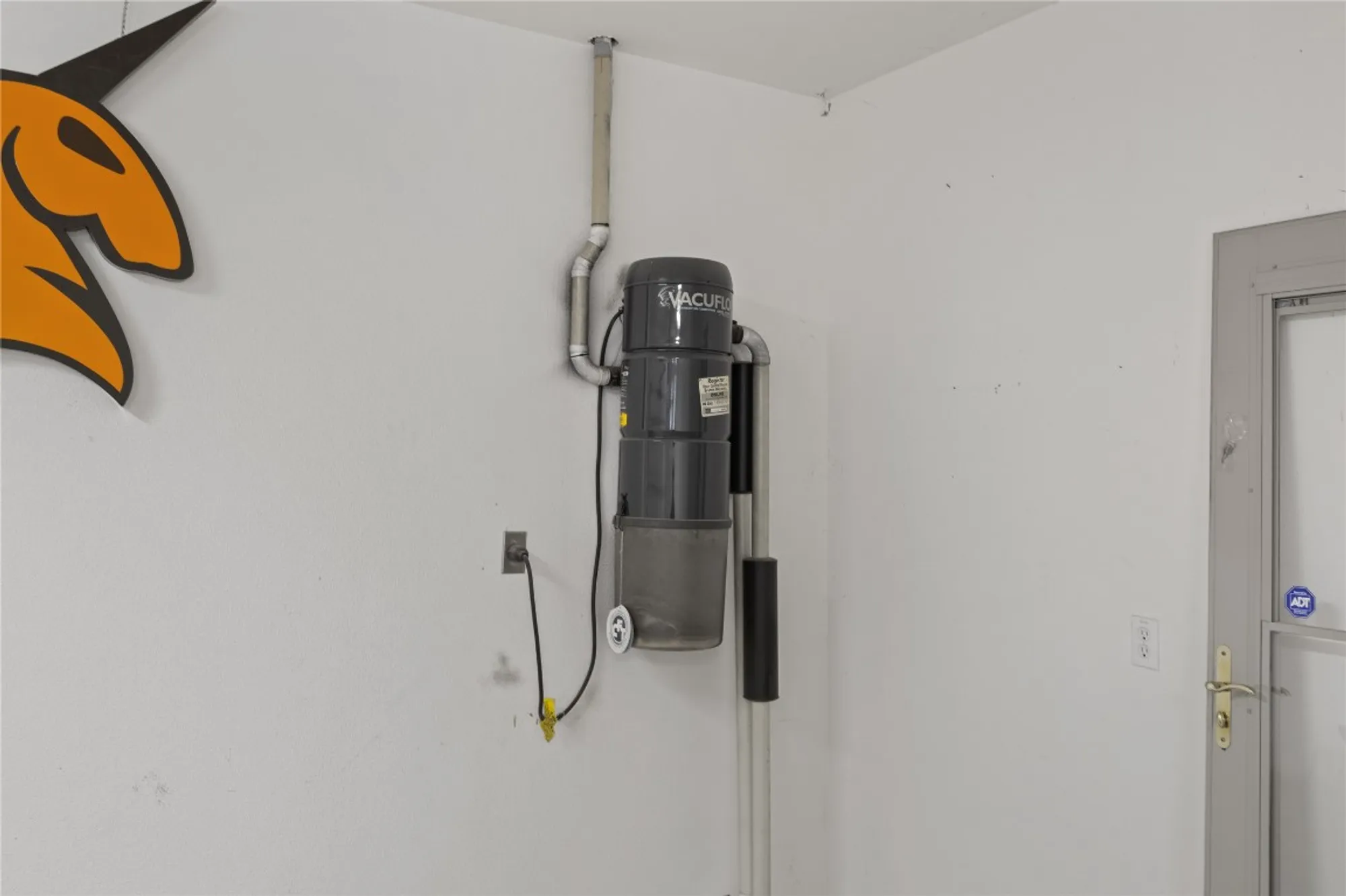 Property Slideshow image 22 of 38 | 1005 fort davis st, Georgetown, TX, 78633