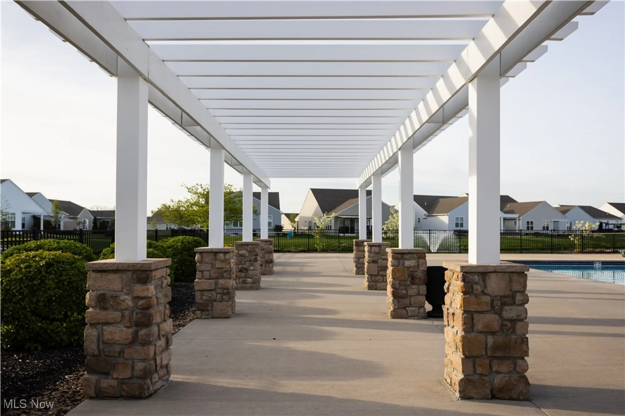 Property Slideshow image 19 of 28 | 601 cedar crest dr, Elyria, OH, 44035