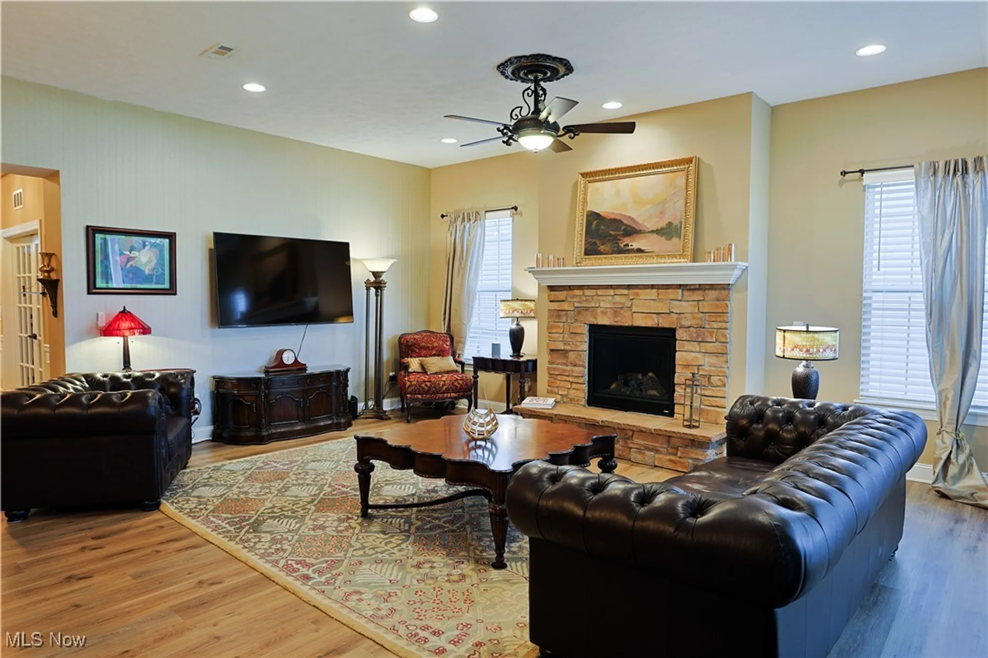 Property Slideshow image 13 of 28 | 601 cedar crest dr, Elyria, OH, 44035