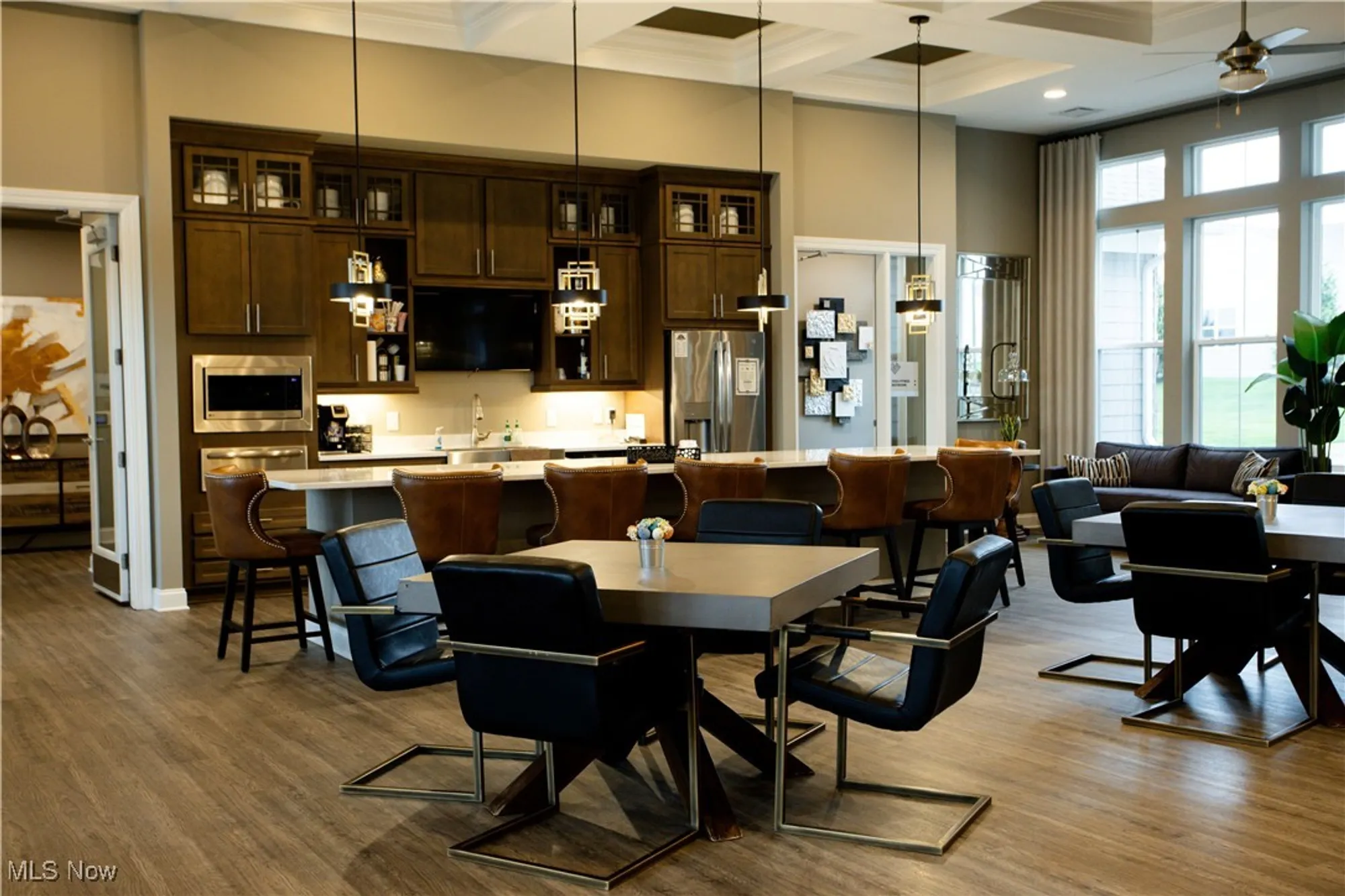 Property Slideshow image 25 of 28 | 601 cedar crest dr, Elyria, OH, 44035