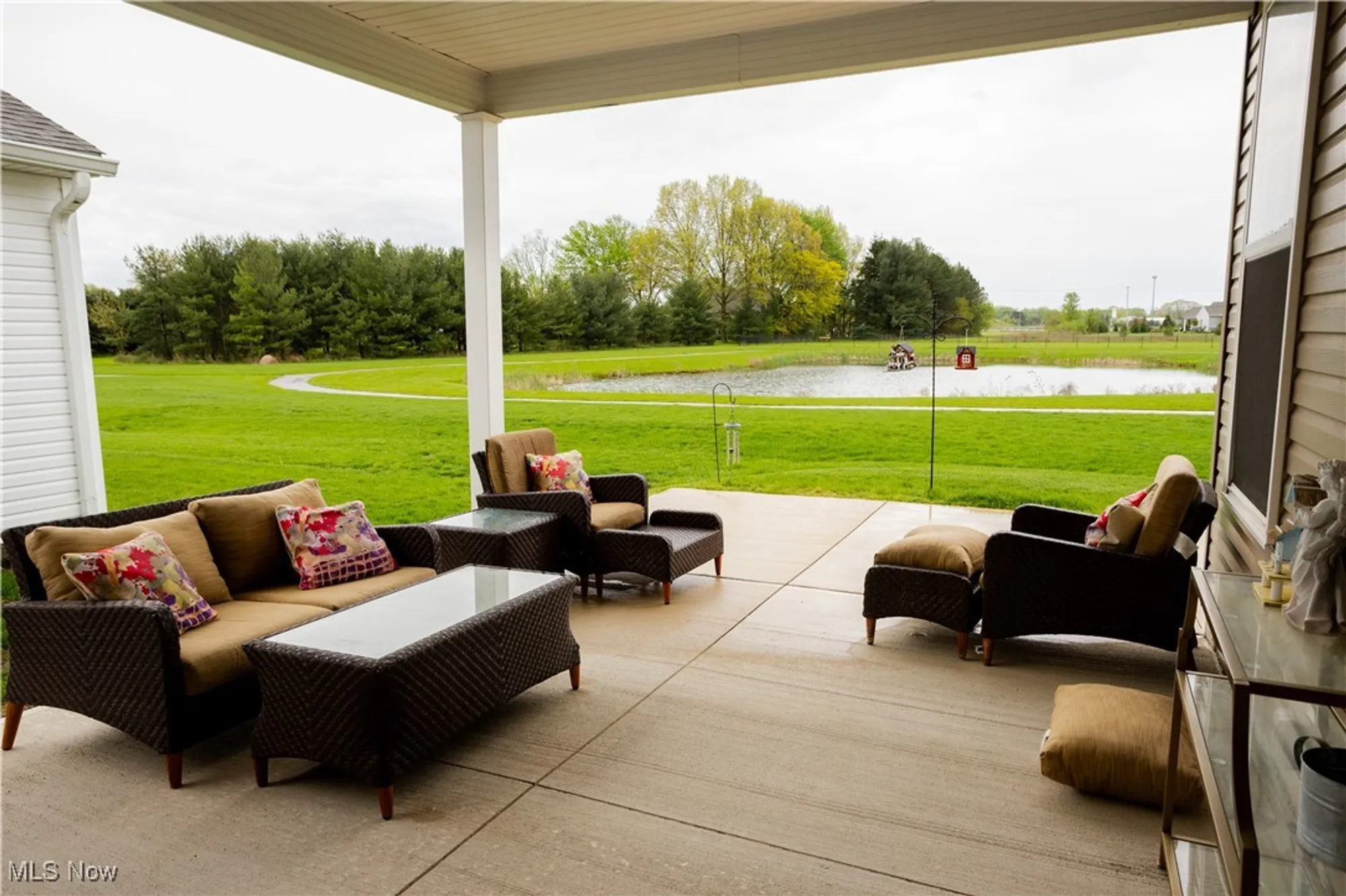 Property Slideshow image 26 of 28 | 601 cedar crest dr, Elyria, OH, 44035