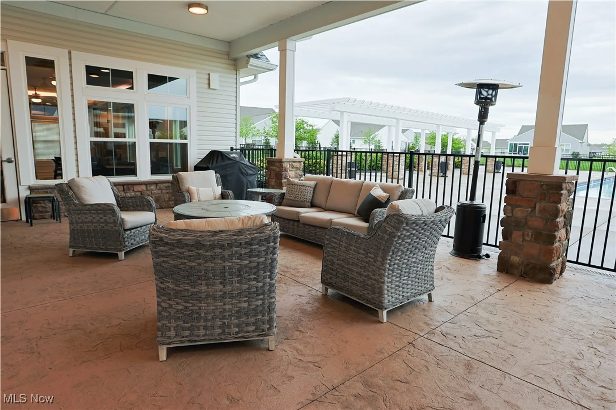 Property Slideshow image 27 of 28 | 601 cedar crest dr, Elyria, OH, 44035