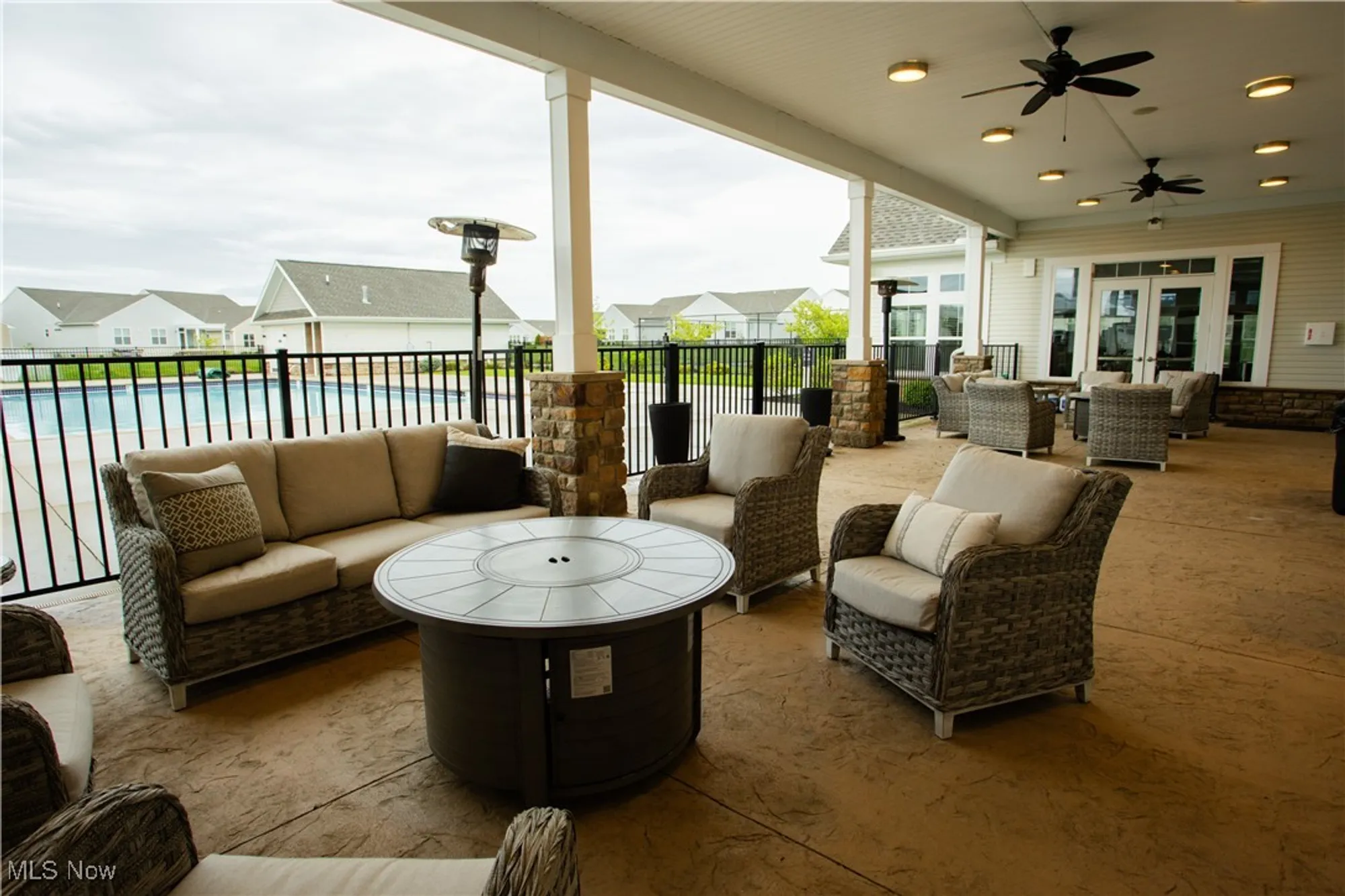 Property Slideshow image 28 of 28 | 601 cedar crest dr, Elyria, OH, 44035