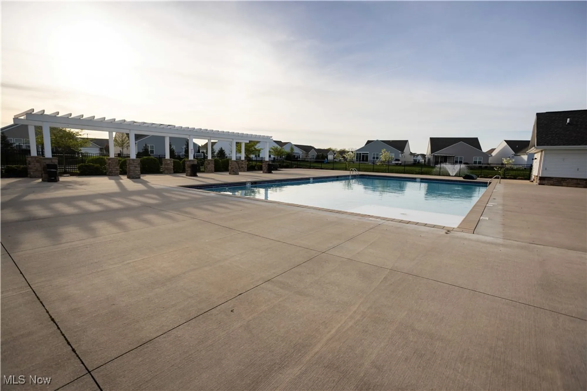 Property Slideshow image 22 of 28 | 601 cedar crest dr, Elyria, OH, 44035