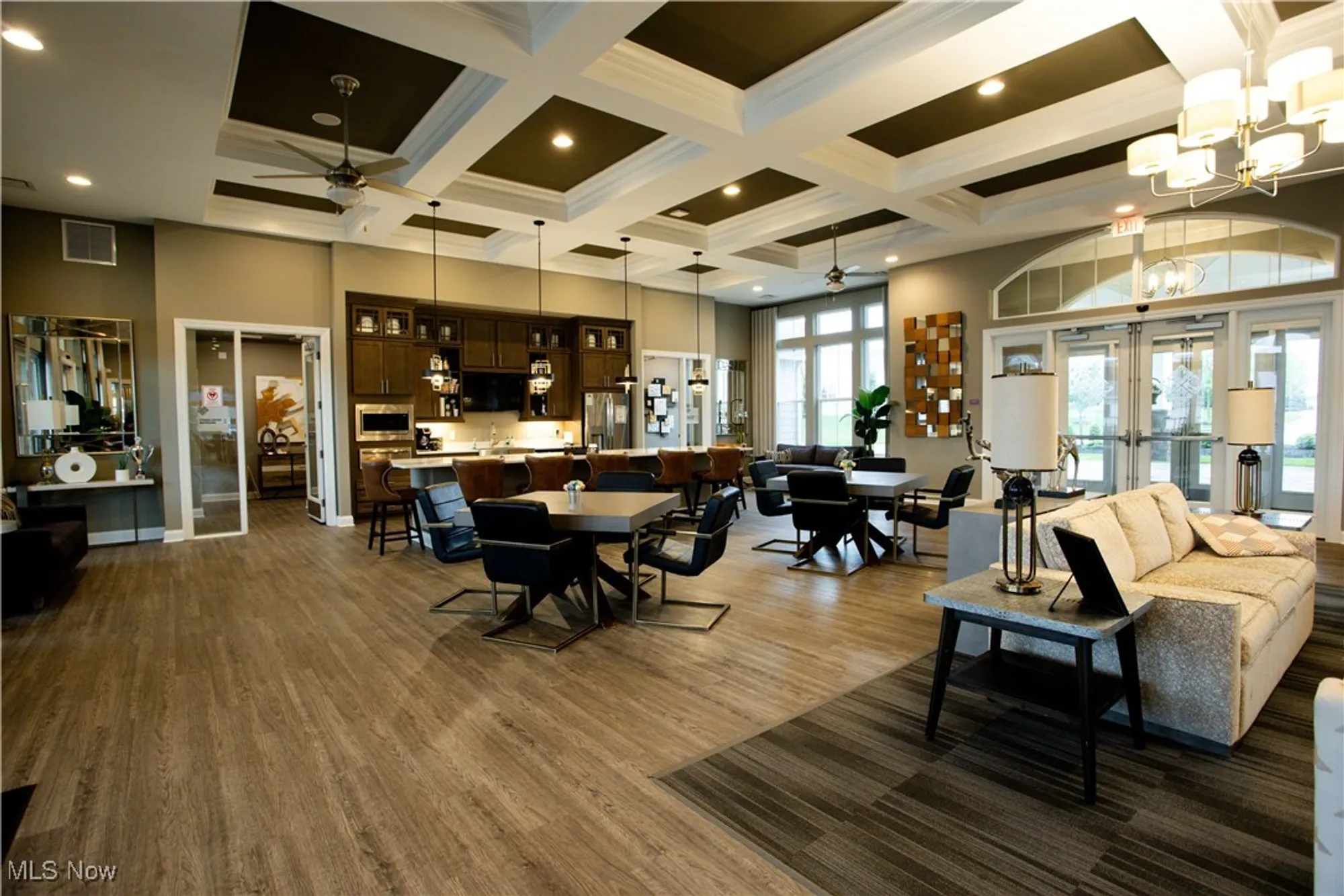 Property Slideshow image 23 of 28 | 601 cedar crest dr, Elyria, OH, 44035