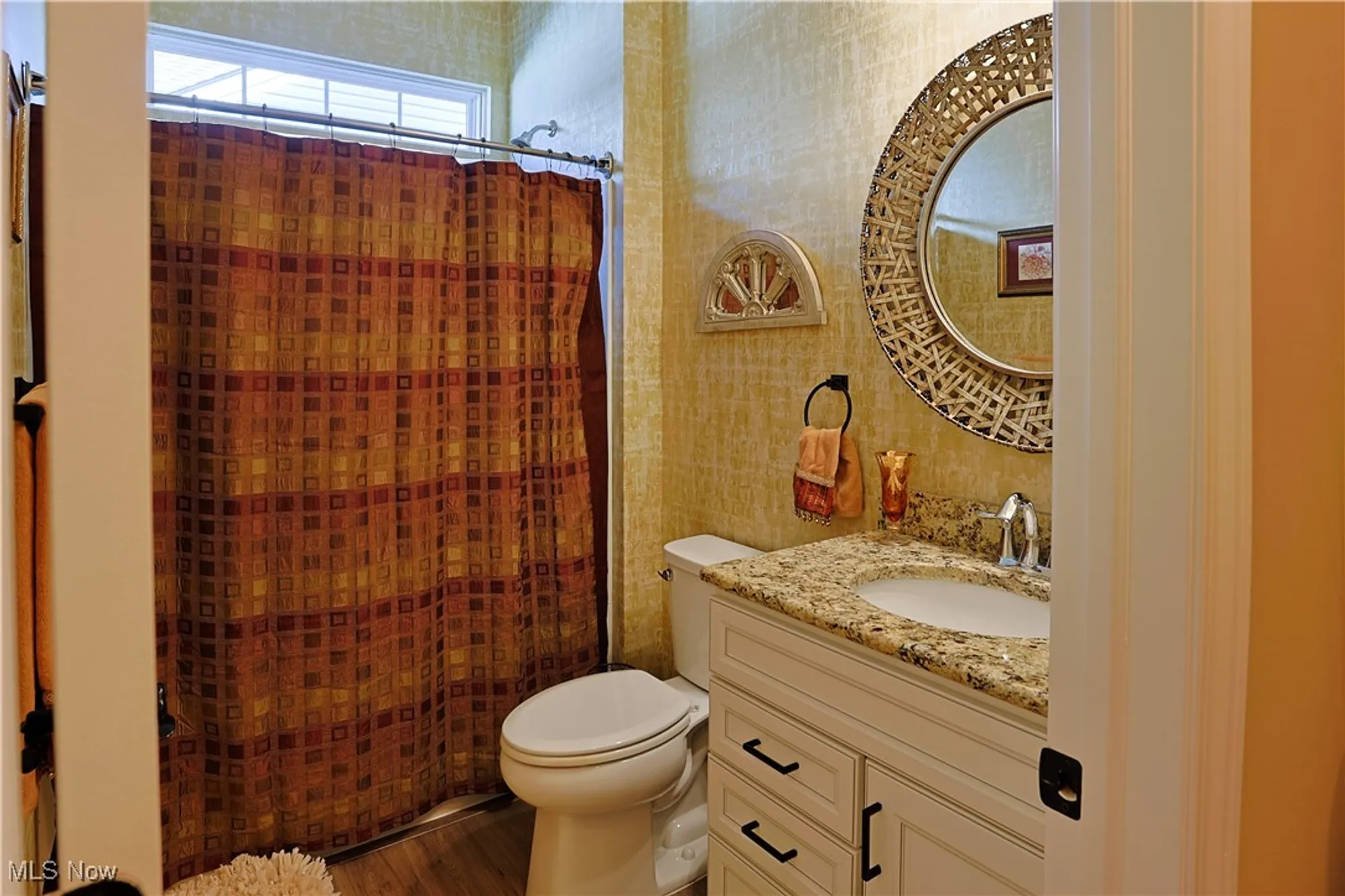 Property Slideshow image 4 of 28 | 601 cedar crest dr, Elyria, OH, 44035