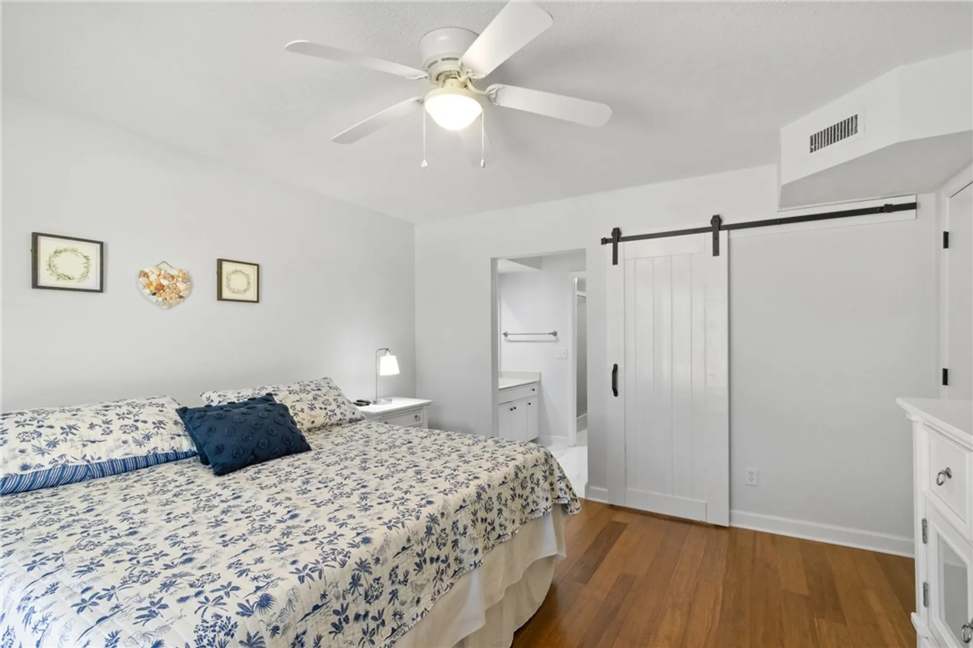 Property Slideshow image 14 of 36 | 25 plantation dr apt 206, Vero Beach, FL, 32966