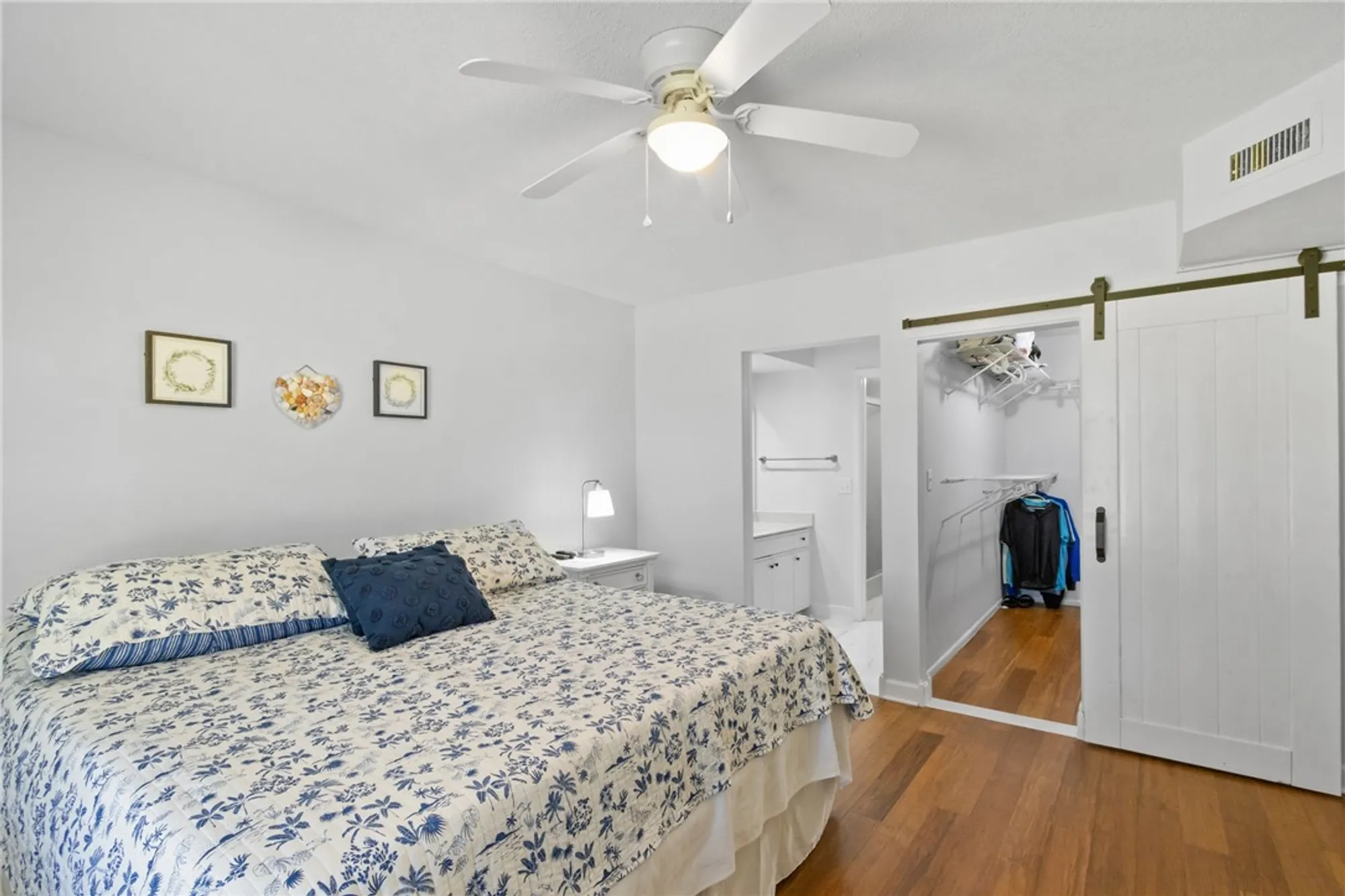 Property Slideshow image 15 of 36 | 25 plantation dr apt 206, Vero Beach, FL, 32966