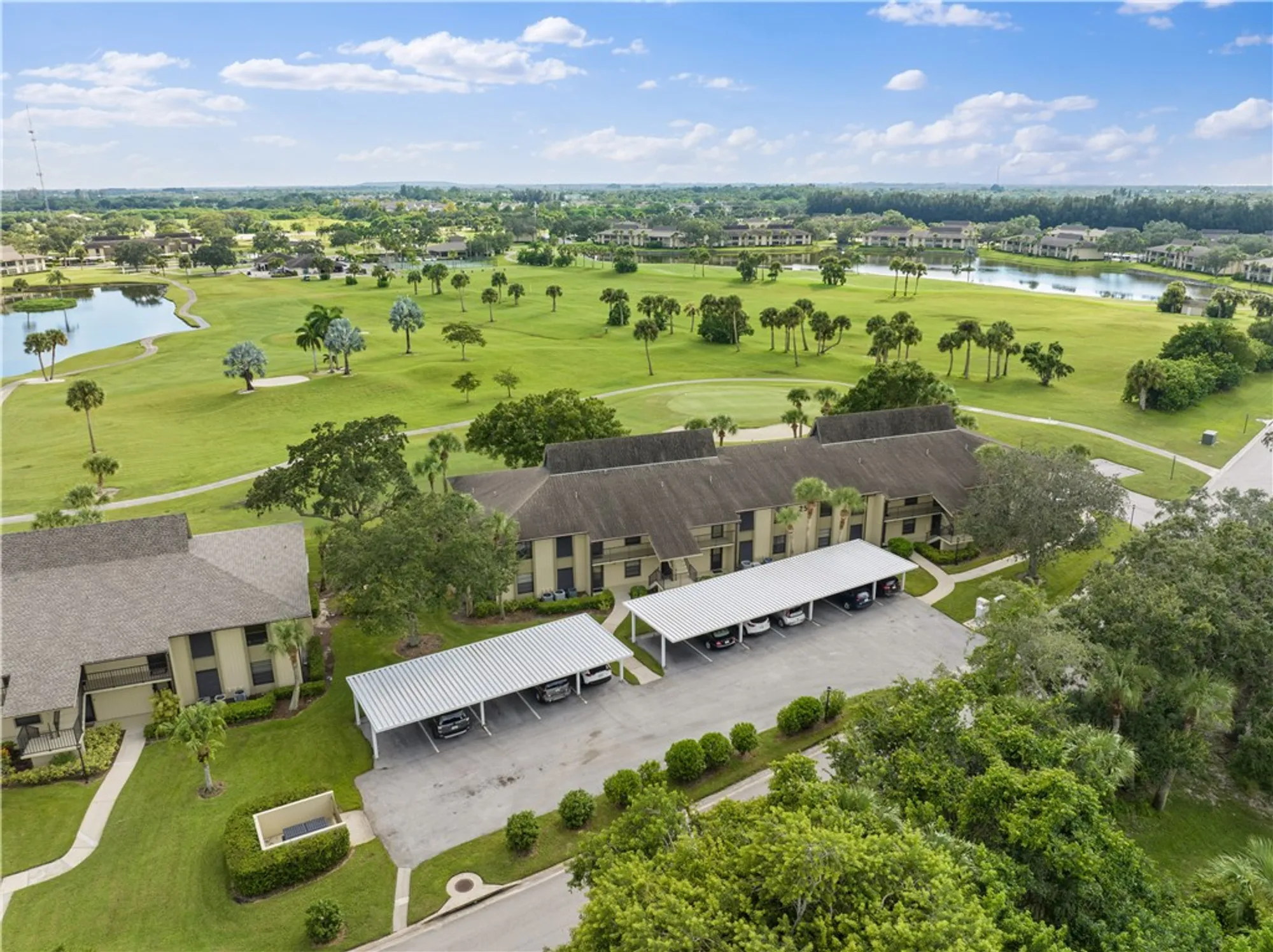 Property Slideshow image 28 of 36 | 25 plantation dr apt 206, Vero Beach, FL, 32966