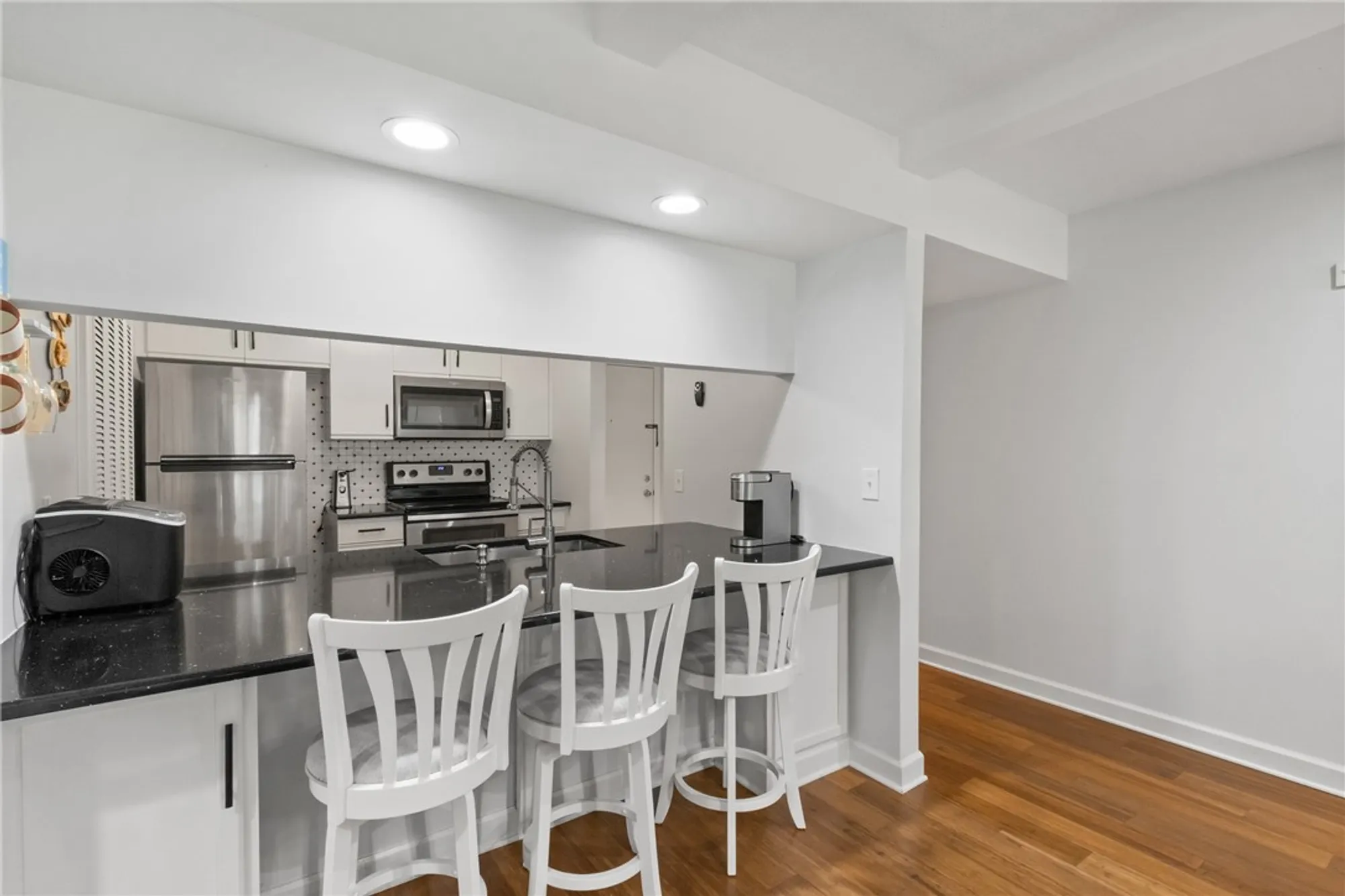 Property Slideshow image 7 of 36 | 25 plantation dr apt 206, Vero Beach, FL, 32966