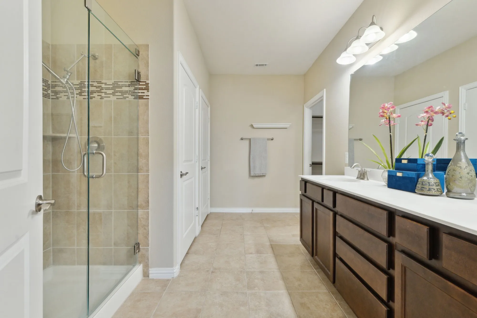 Property Slideshow image 15 of 34 | 6281 paragon dr, Frisco, TX, 75036