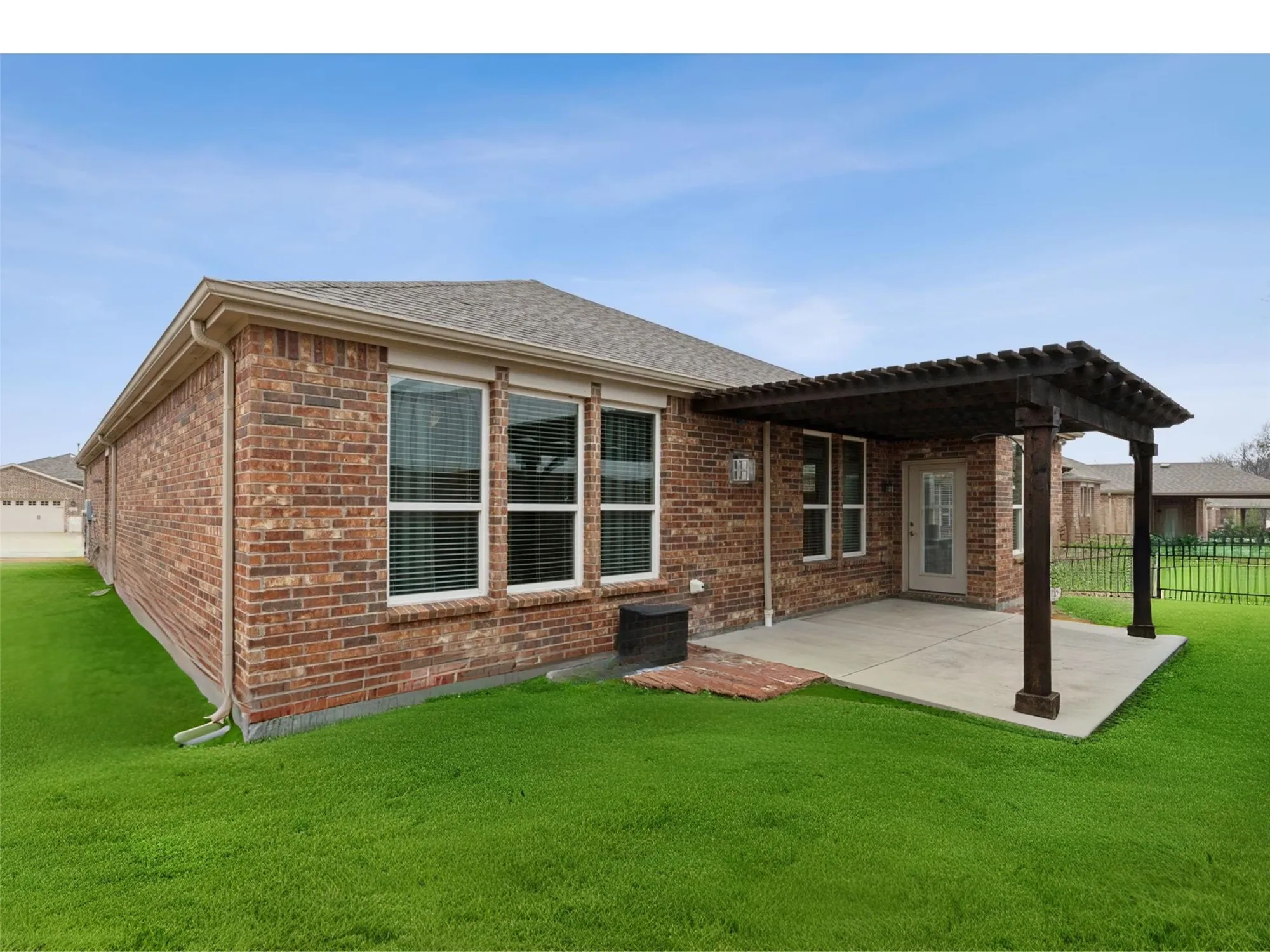 Property Slideshow image 22 of 34 | 6281 paragon dr, Frisco, TX, 75036