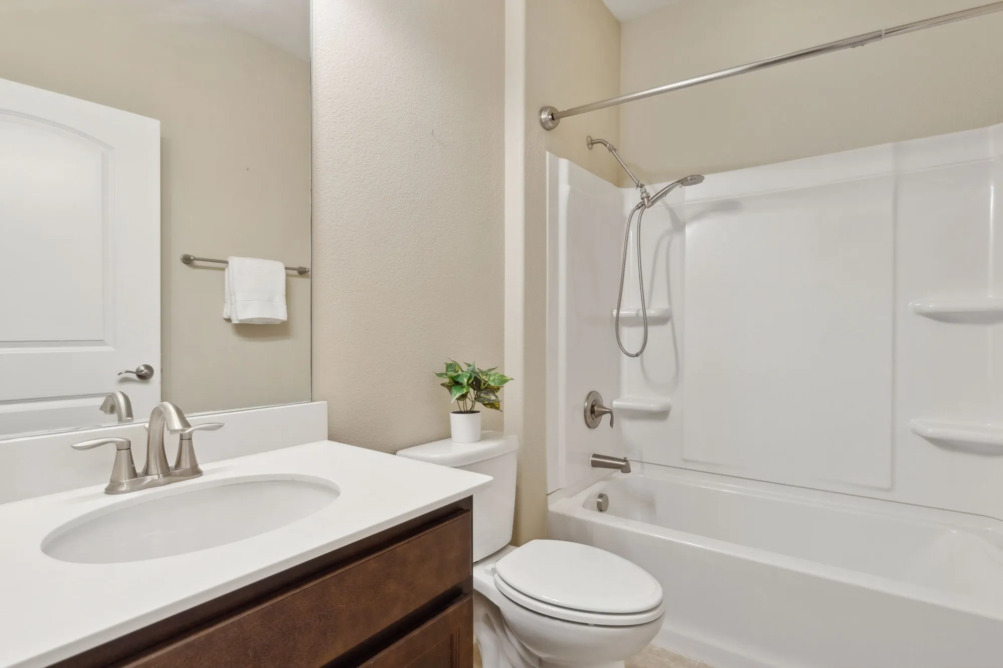 Property Slideshow image 6 of 34 | 6281 paragon dr, Frisco, TX, 75036