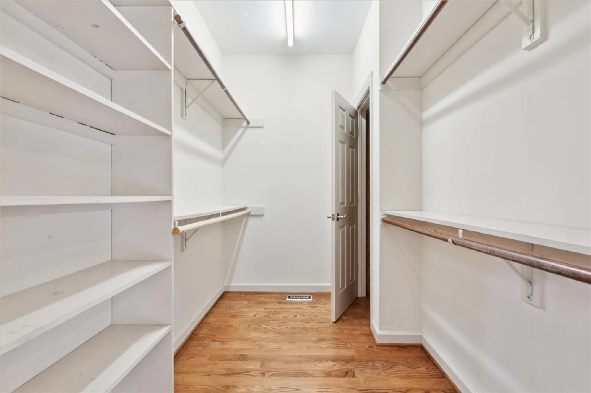 Property Slideshow image 14 of 50 | 2520 sanctuary dr, Williamsburg, VA, 23185